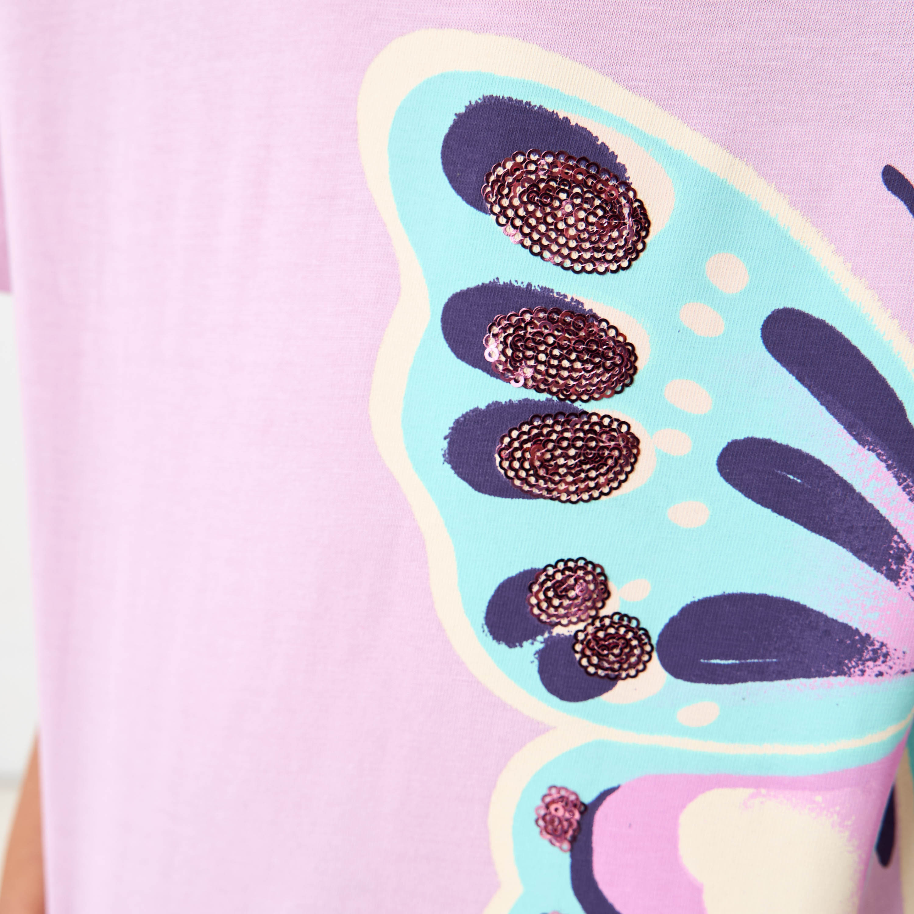 تيشيرت بأكمام منسدلة وطبعات فراشة من جونيورز-girls-clothing-tshirts-image-1