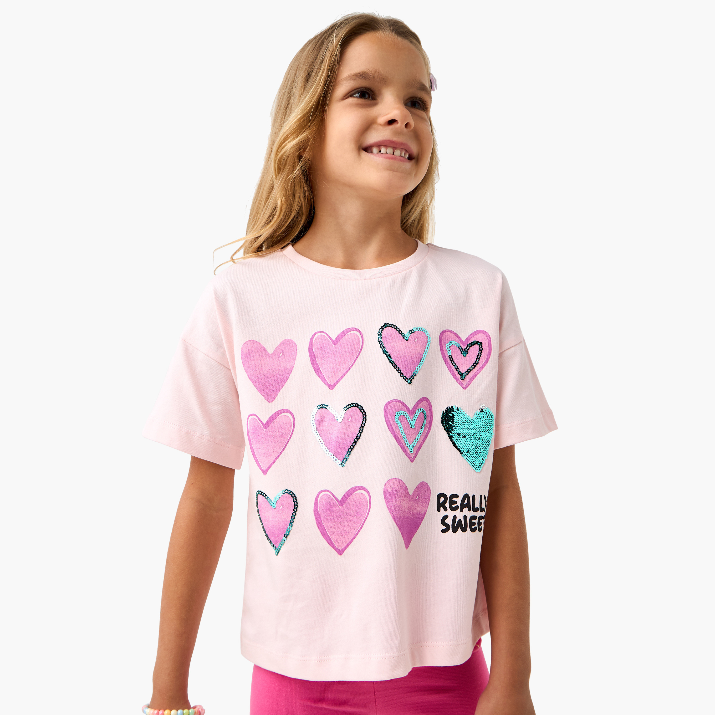 تيشيرت بطبعات قلب وأكمام قصيرة من جونيورز-girls-clothing-tshirts-image-1