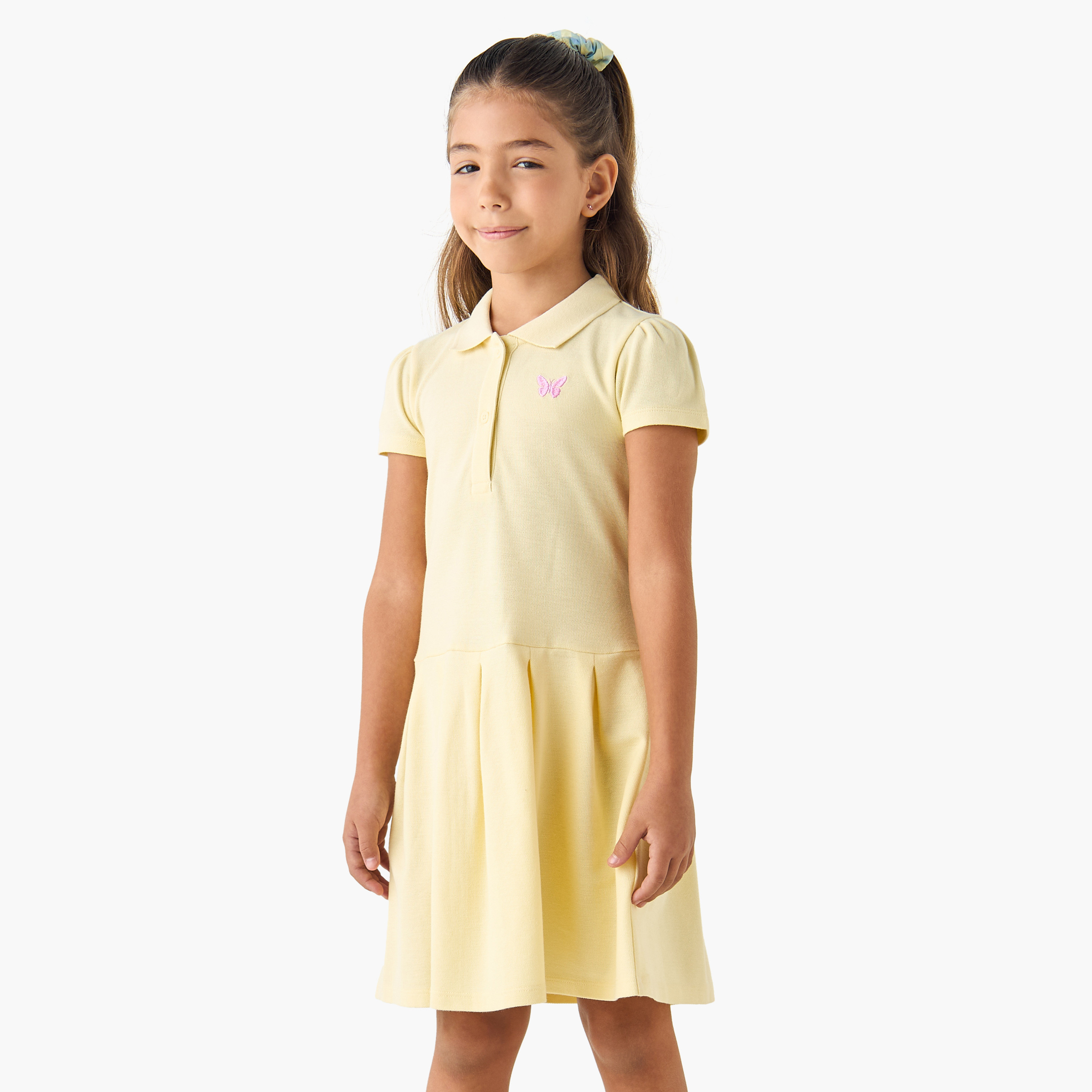 فستان بولو بزخارف شعار وأكمام قصيرة من جونيورز-girls-clothing-dressesandjumpsuits-image-1