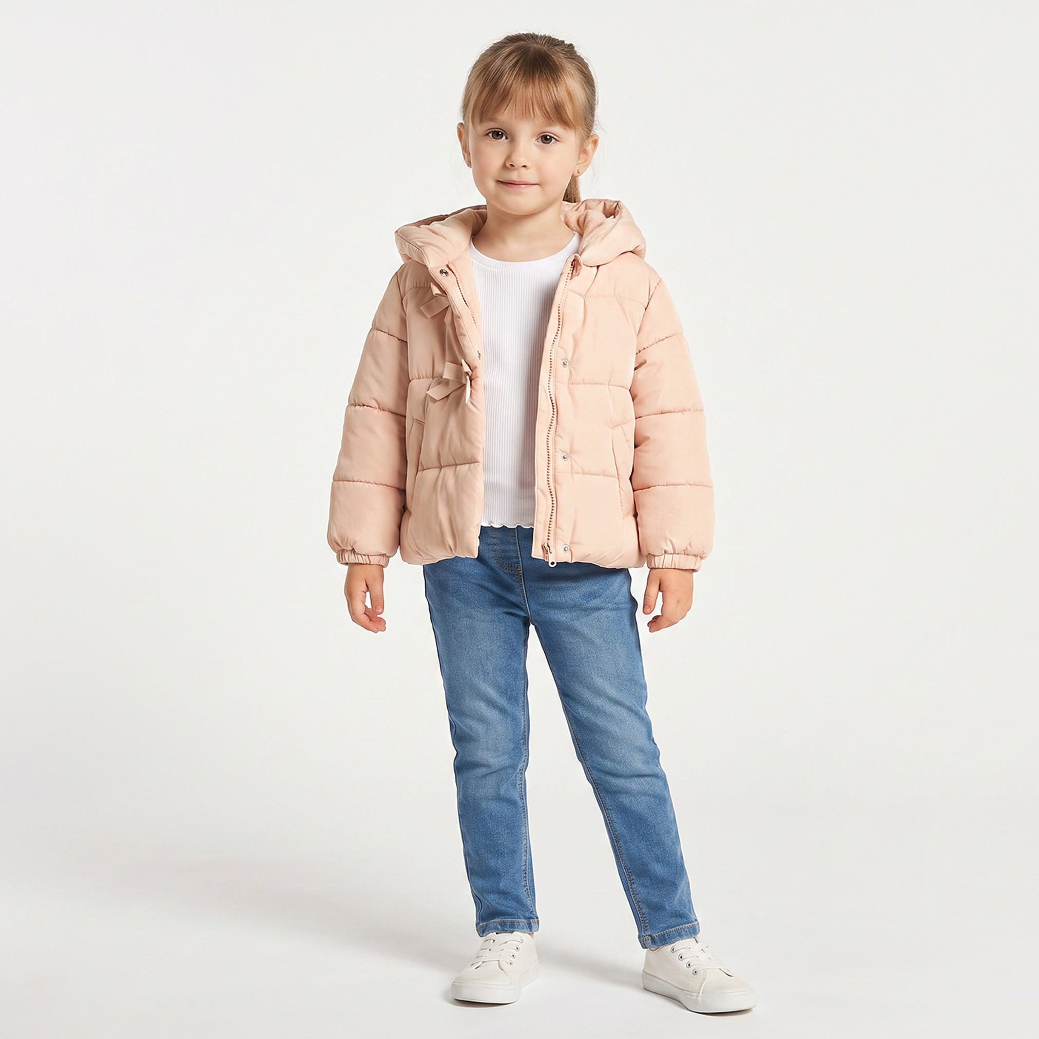 جاكيت ثقيل بقبعة وأكمام طويلة وفيونكة من جونيورز-baby-girls-clothing-winterwear-jacketsandcoats-image-4