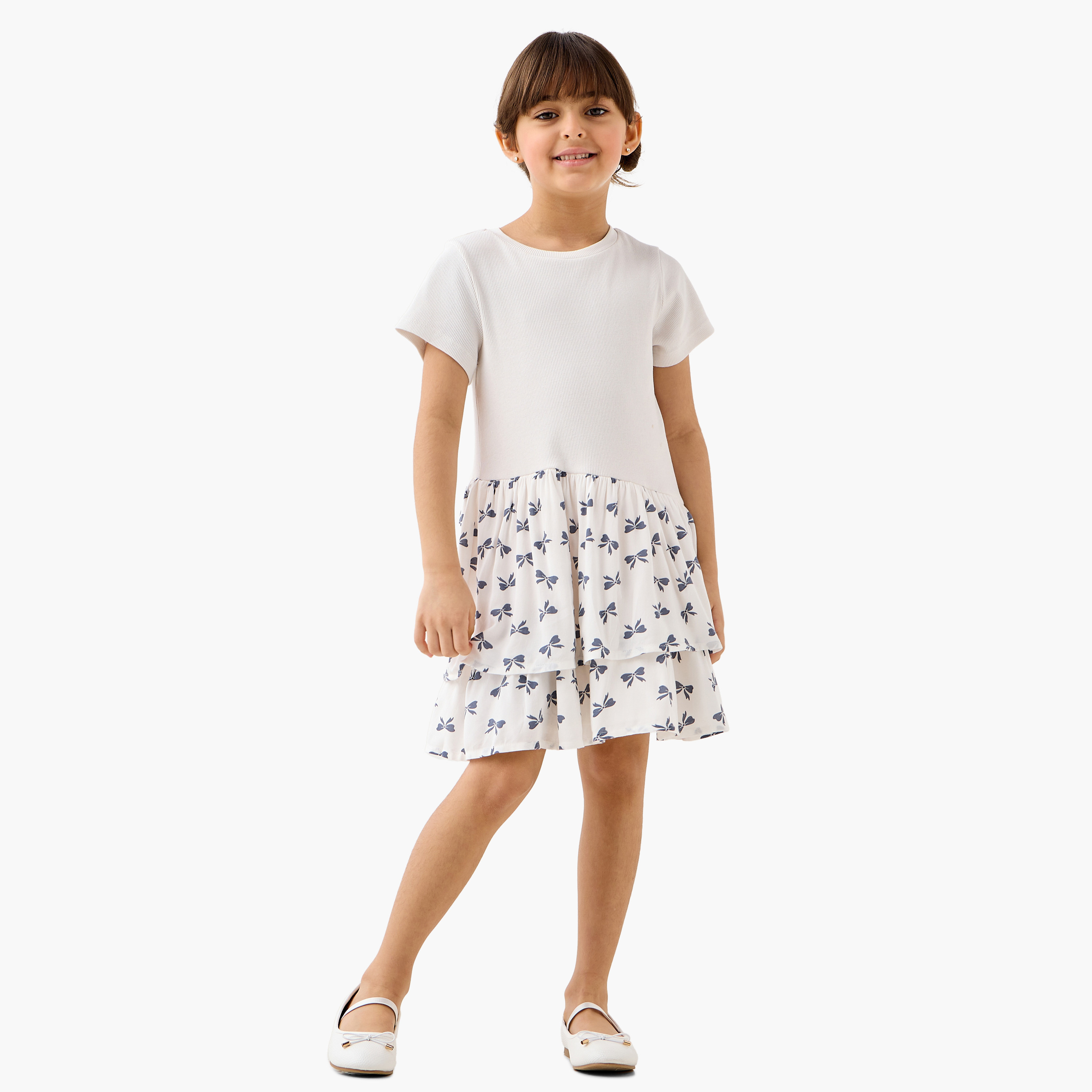 فستان بطبعات فيونكة بخصر منسدل وأكمام قصيرة من جونيورز-girls-clothing-dressesandjumpsuits-image-4