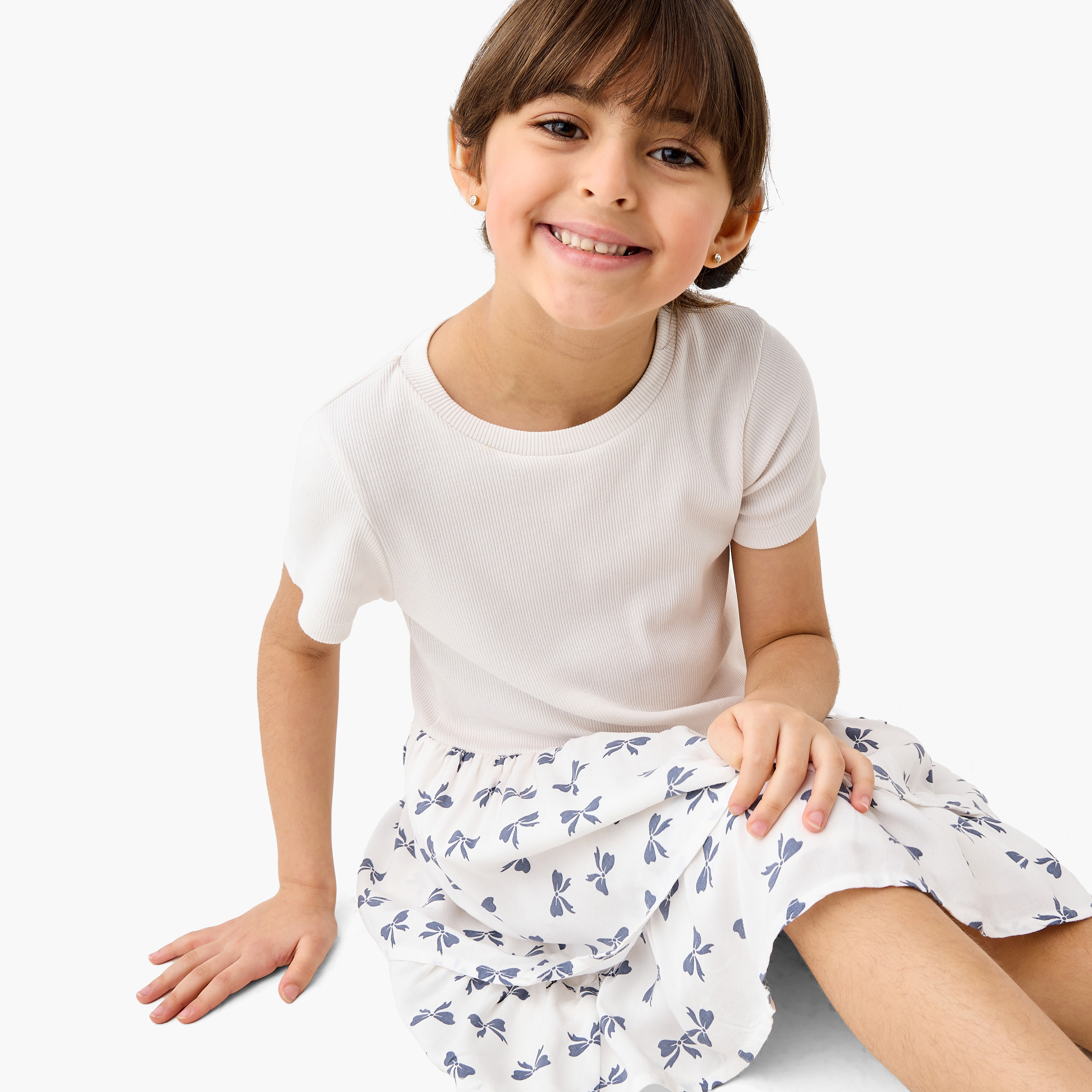 فستان بطبعات فيونكة بخصر منسدل وأكمام قصيرة من جونيورز-girls-clothing-dressesandjumpsuits-image-2