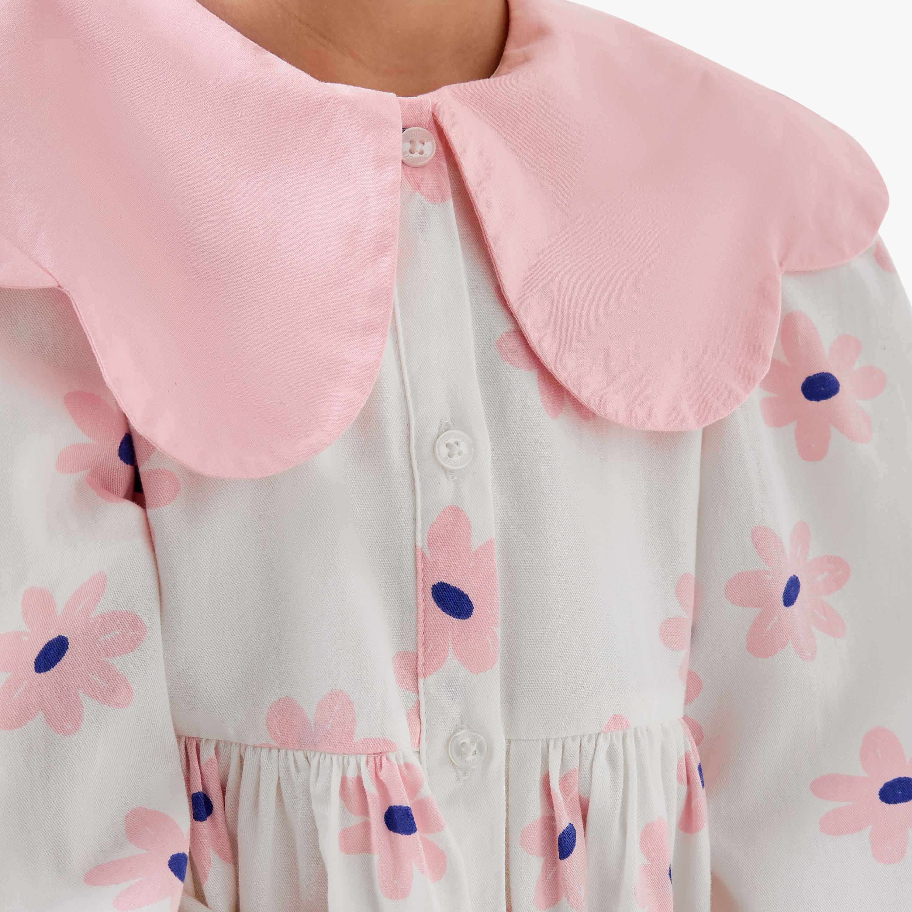 Juniors Peter Pan Collar Long Sleeves Knee Length Dress with Heart Print-girls-clothing-dressesandjumpsuits-image-5