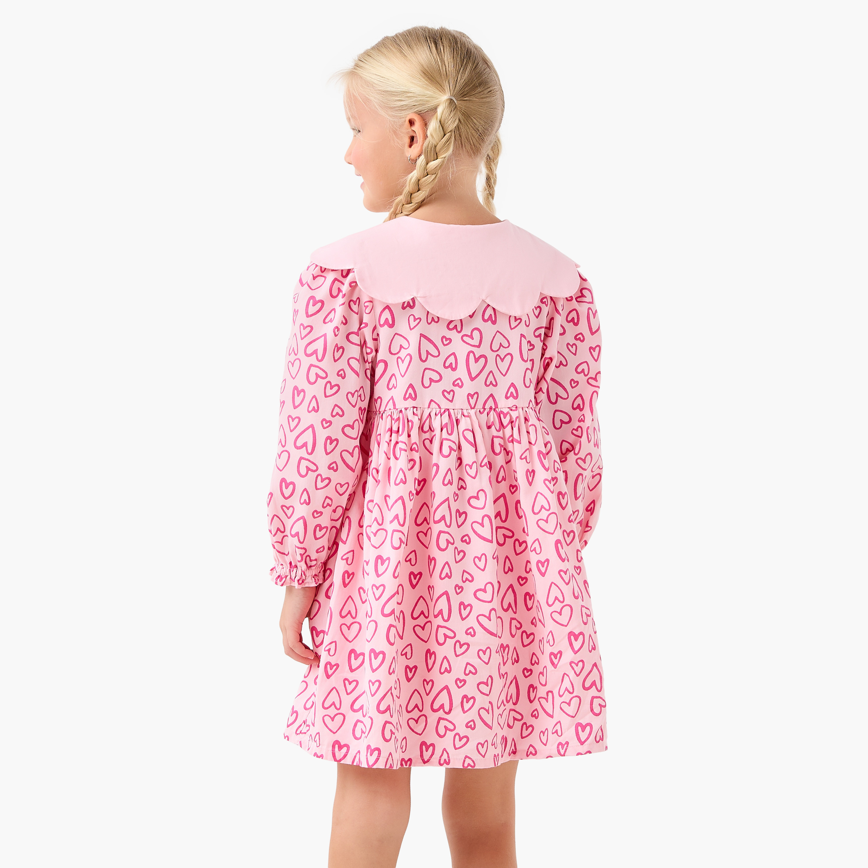 فستان بطول الركبة وياقة بيتر بان وأكمام طويلة وطبعات قلب من جونيورز-girls-clothing-dressesandjumpsuits-image-3