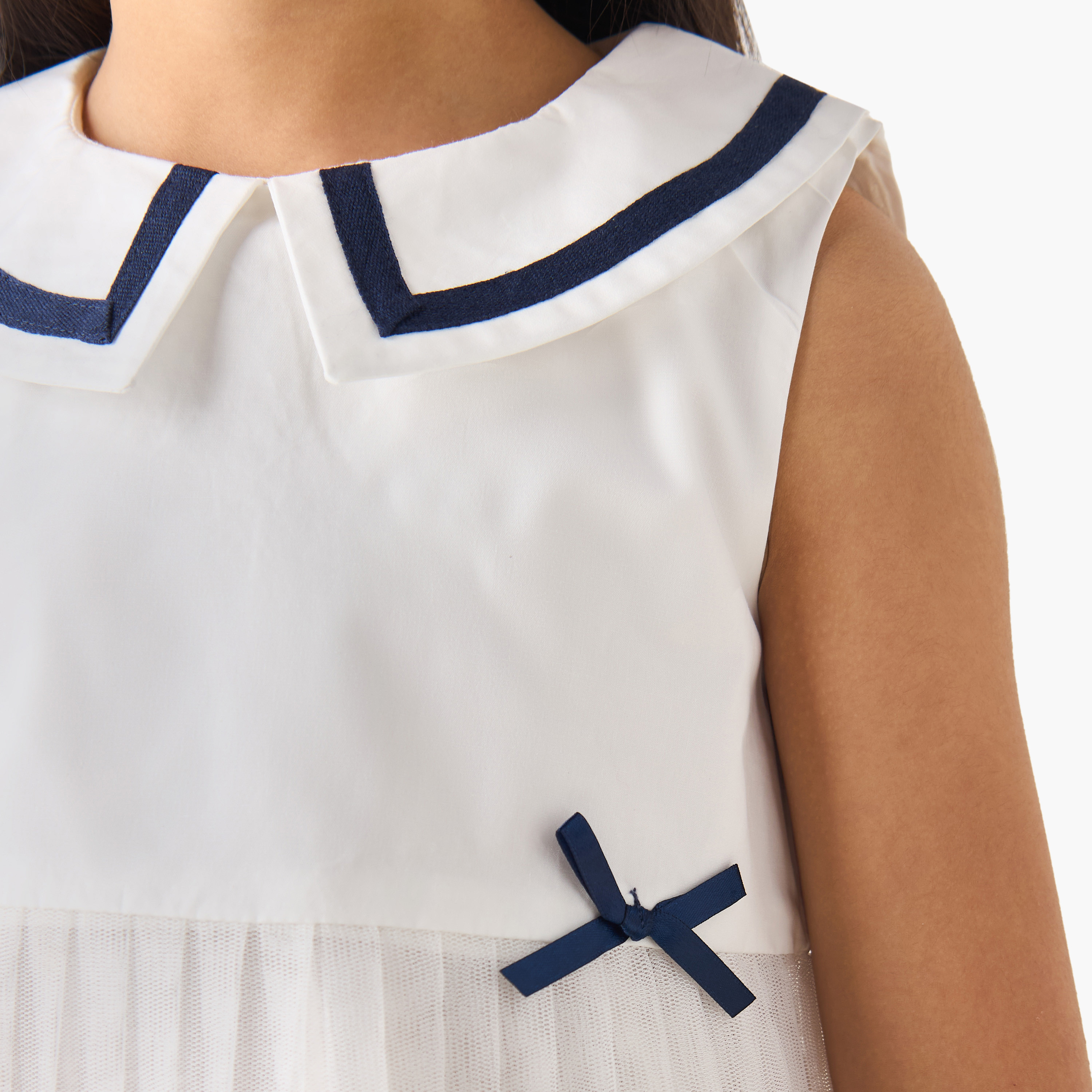 فستان بدون أكمام بياقة بيتر بان وتفاصيل كسرات من جونيورز-girls-clothing-dressesandjumpsuits-image-5