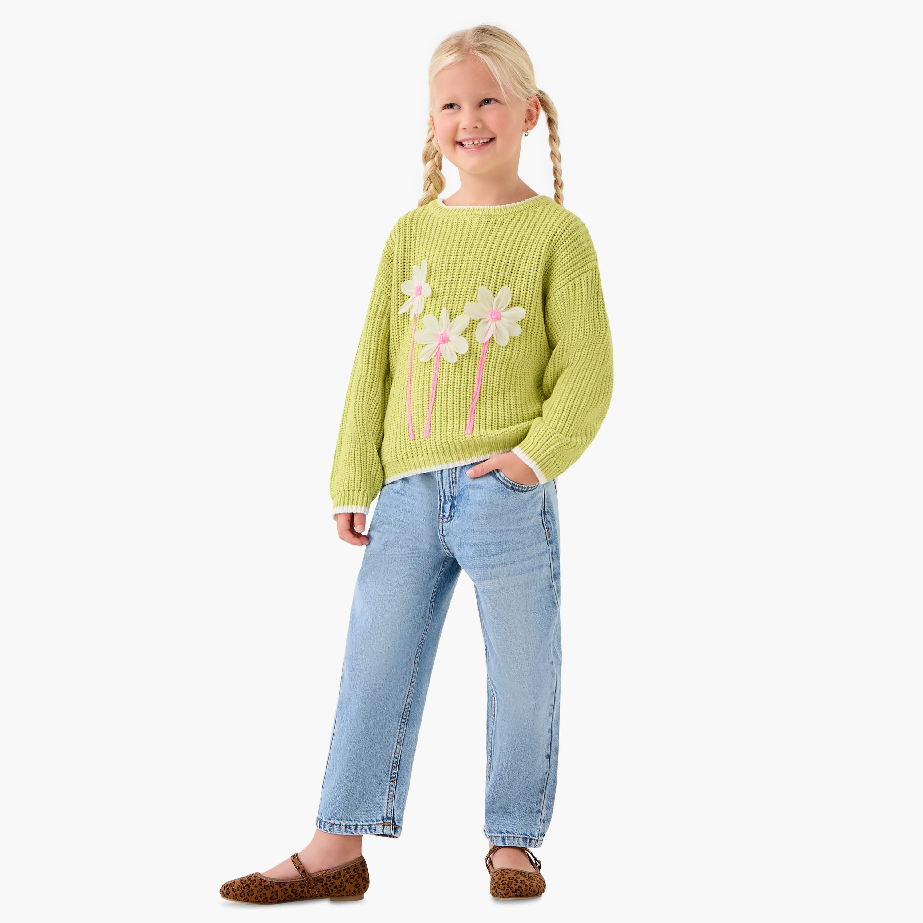 بلوفر بياقة ضيقة وأكمام طويلة وزخارف زهرية للبنات من جونيورز-girls-clothing-winterwear-jumpersandcardigans-image-2