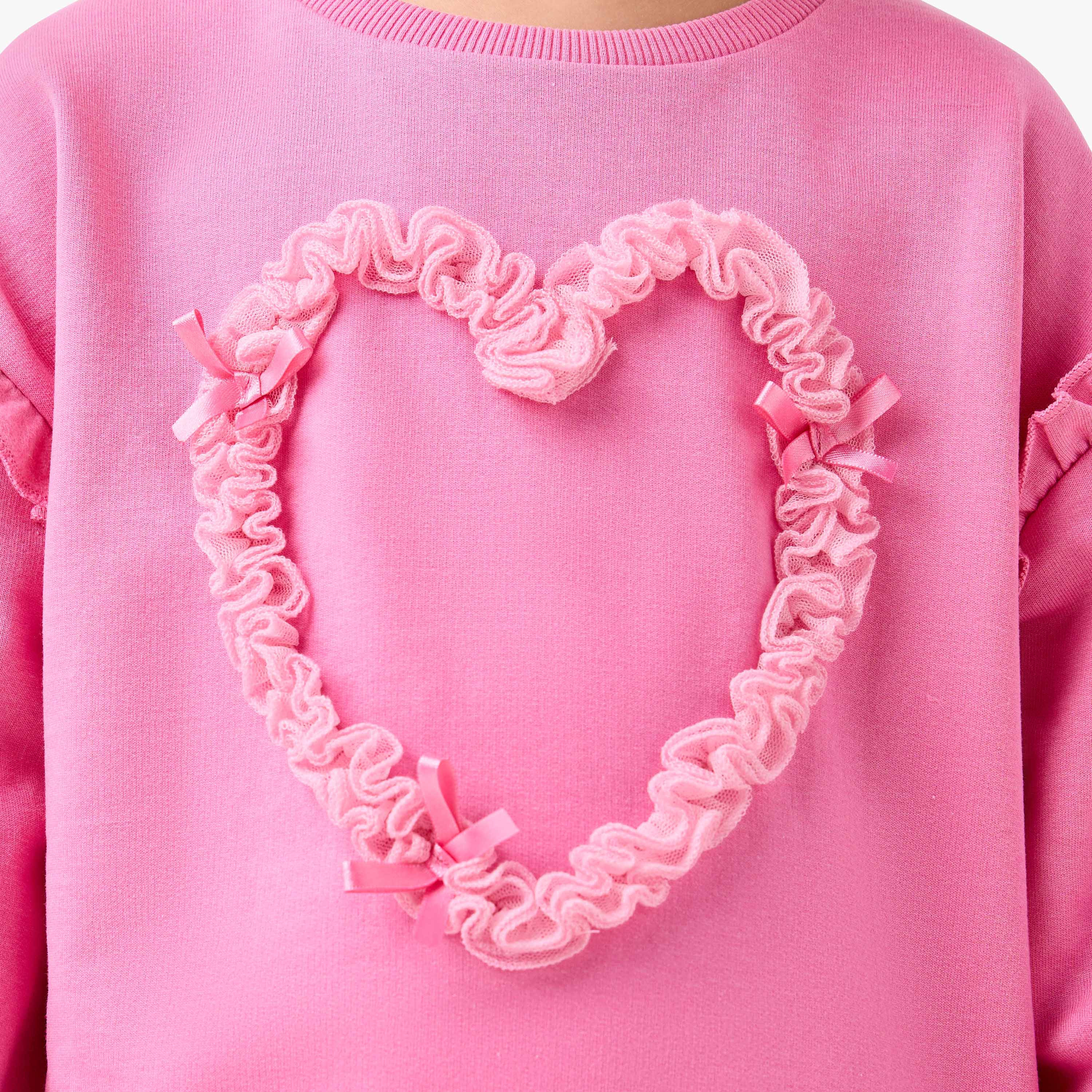 سويت شيرت بأكمام طويلة وزينة قلب من جونيورز-baby-girls-clothing-winterwear-sweatshirts-image-1