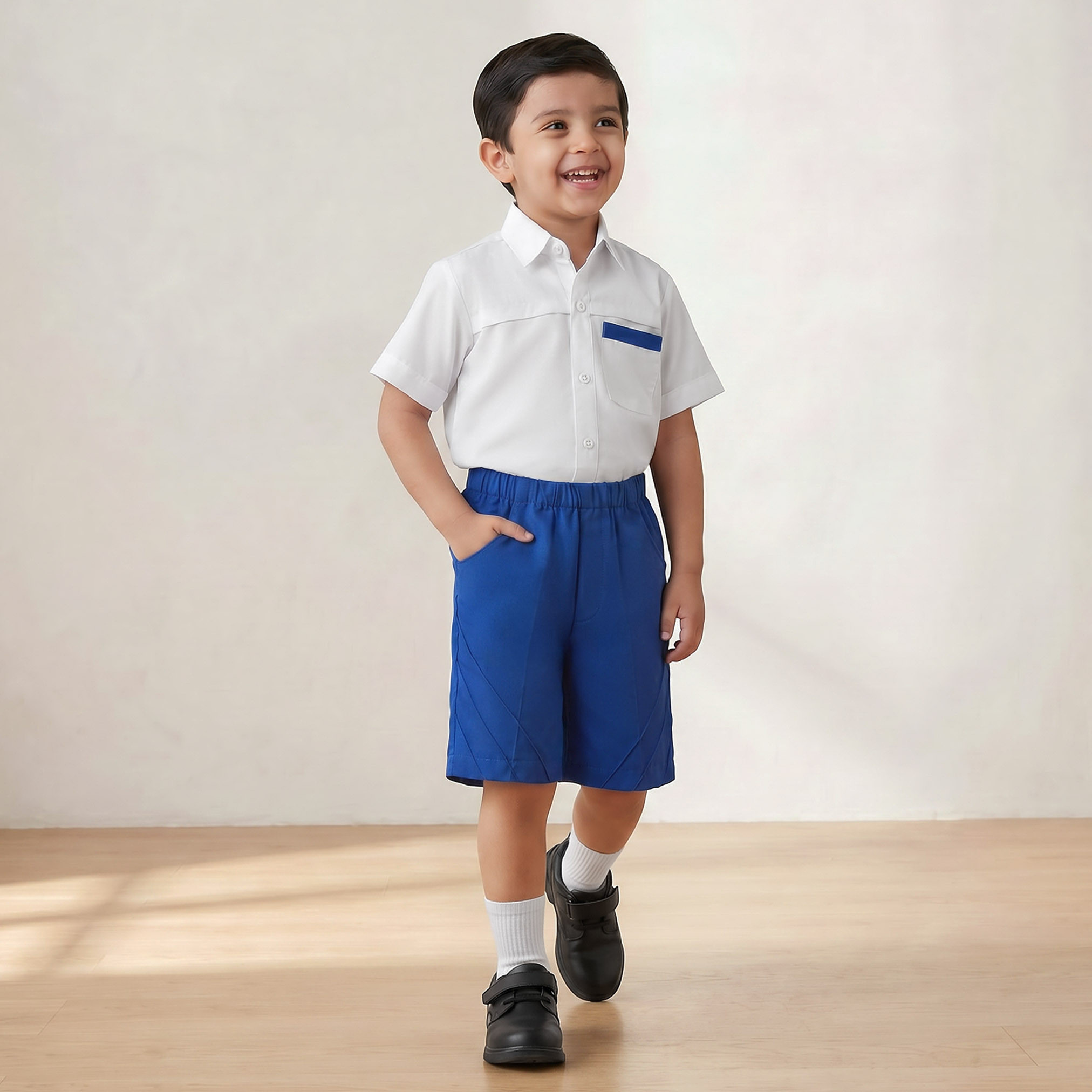 شورت مدرسي أزرق بطول الركبة بجيوب للأولاد من جونيورز-boys-clothing-schoolwear-bottoms-shorts-image-2