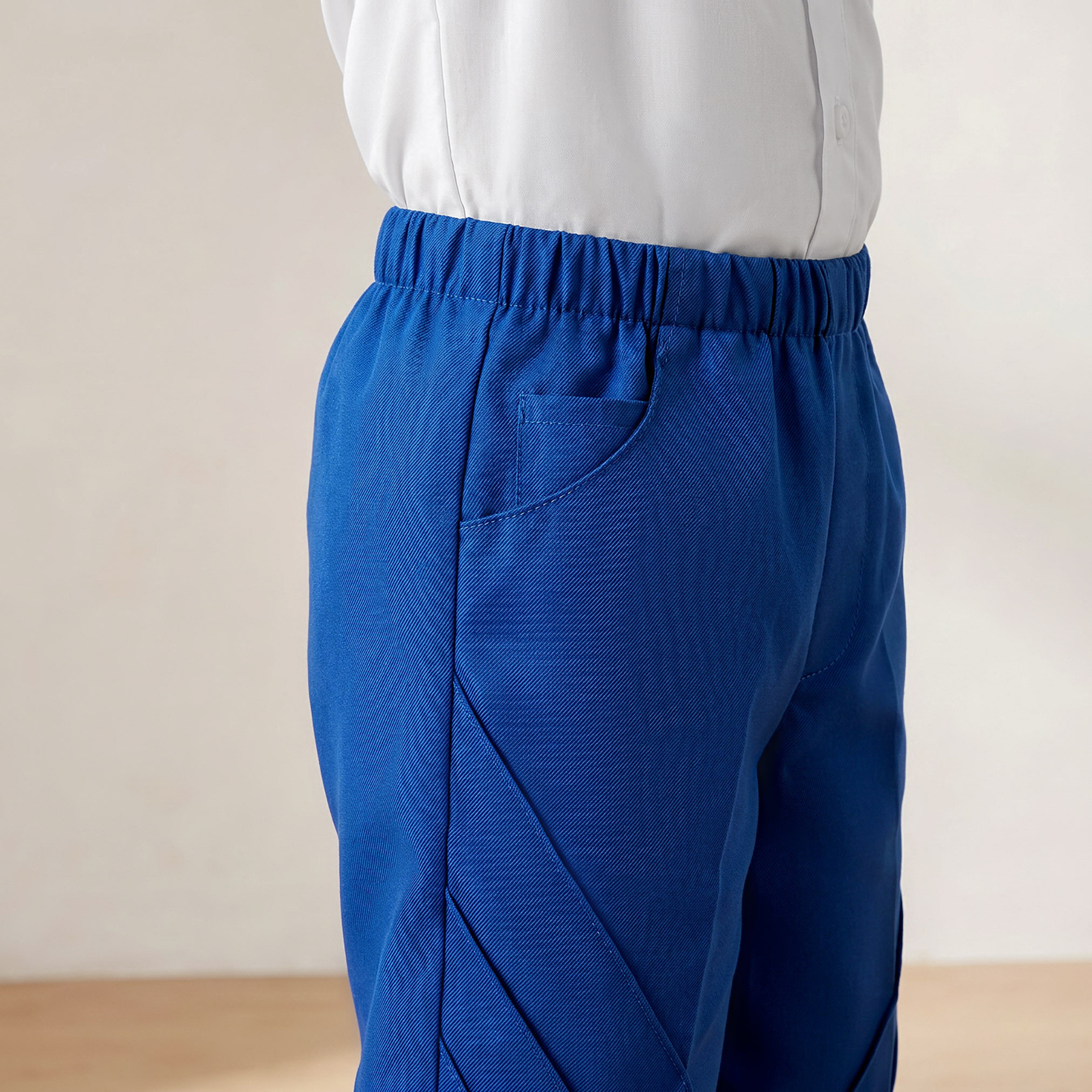 شورت مدرسي أزرق بطول الركبة بجيوب للأولاد من جونيورز-boys-clothing-schoolwear-bottoms-shorts-image-5
