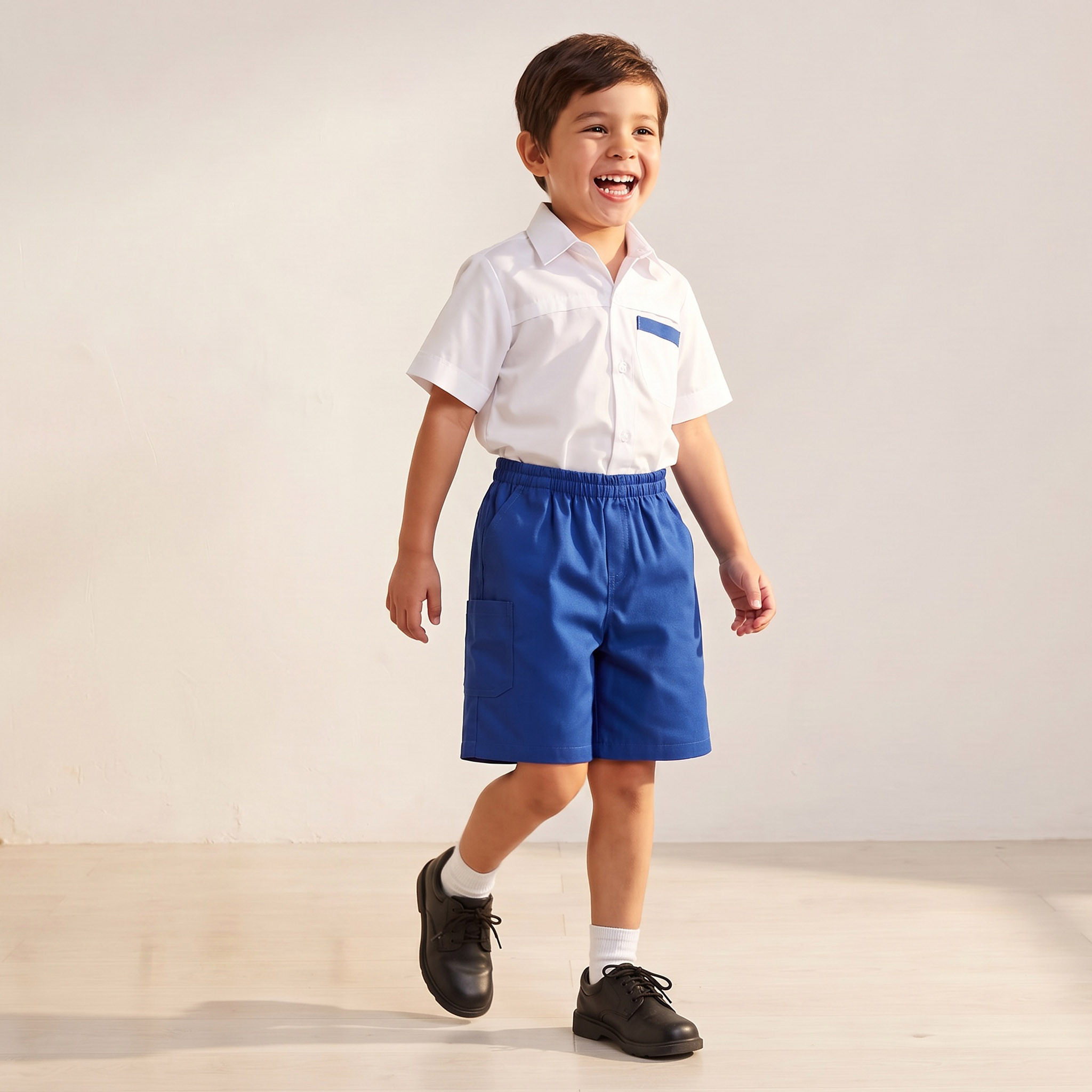 شورت مدرسي أزرق بطول الركبة وبجيوب للأولاد من جونيورز-boys-clothing-schoolwear-bottoms-shorts-image-1