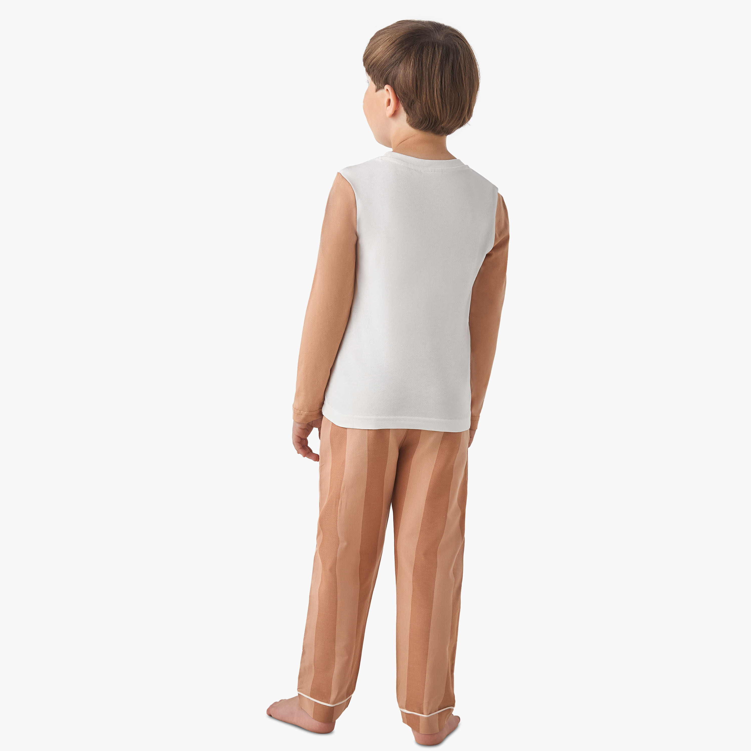 طقم بيجاما مزين بتطريز - قطن ناعم - بأكمام طويلة - ياقة مستديرة للأولاد من جونيورز-boys-clothing-nightwear-image-3