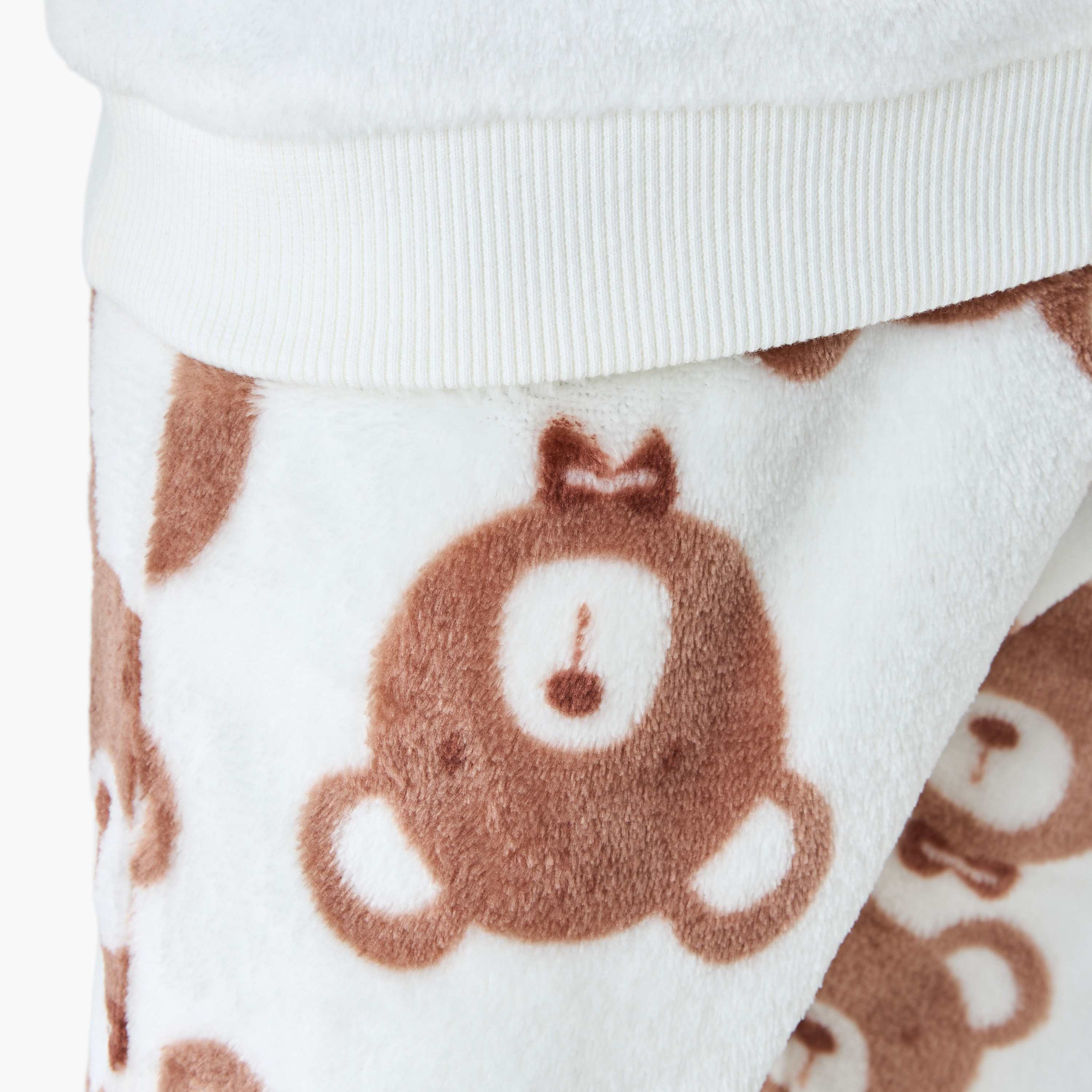 طقم بيجاما وتيشيرت بتطريز دب من جونيورز-boys-clothing-nightwear-image-6