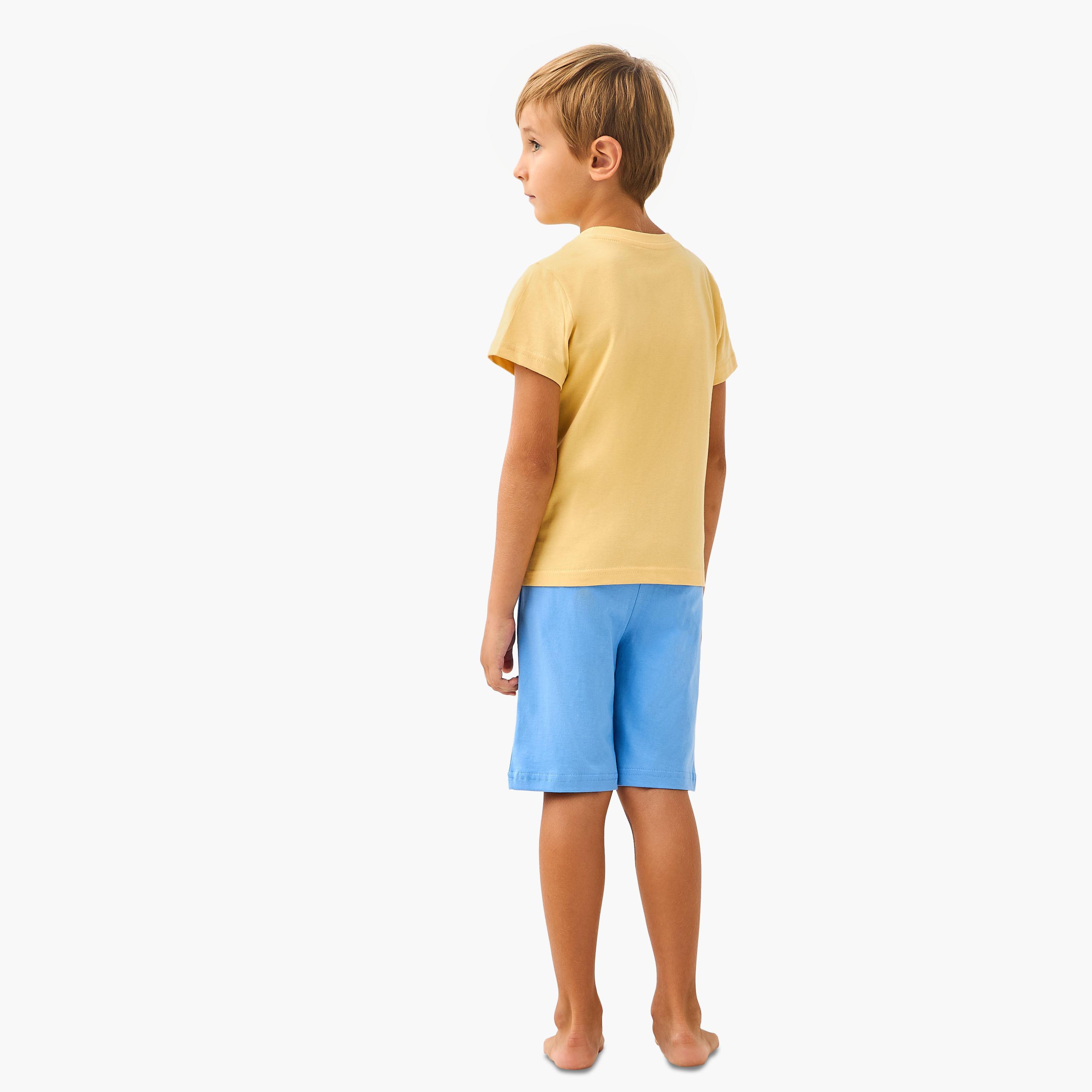 طقم تيشيرت وشورت جونيورز بطبعة ديناصورات-boys-clothing-nightwear-image-4