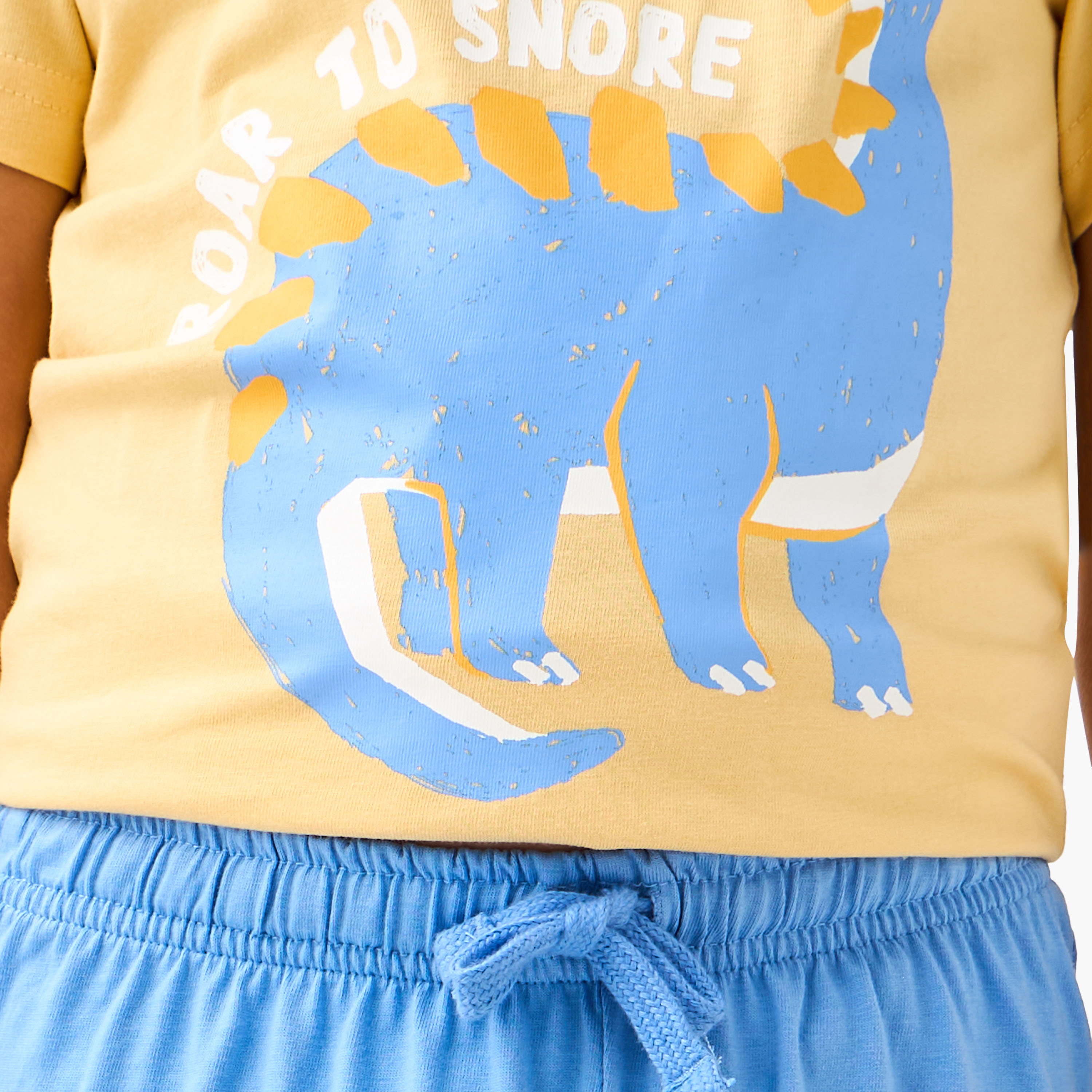 طقم تيشيرت وشورت جونيورز بطبعة ديناصورات-boys-clothing-nightwear-image-6