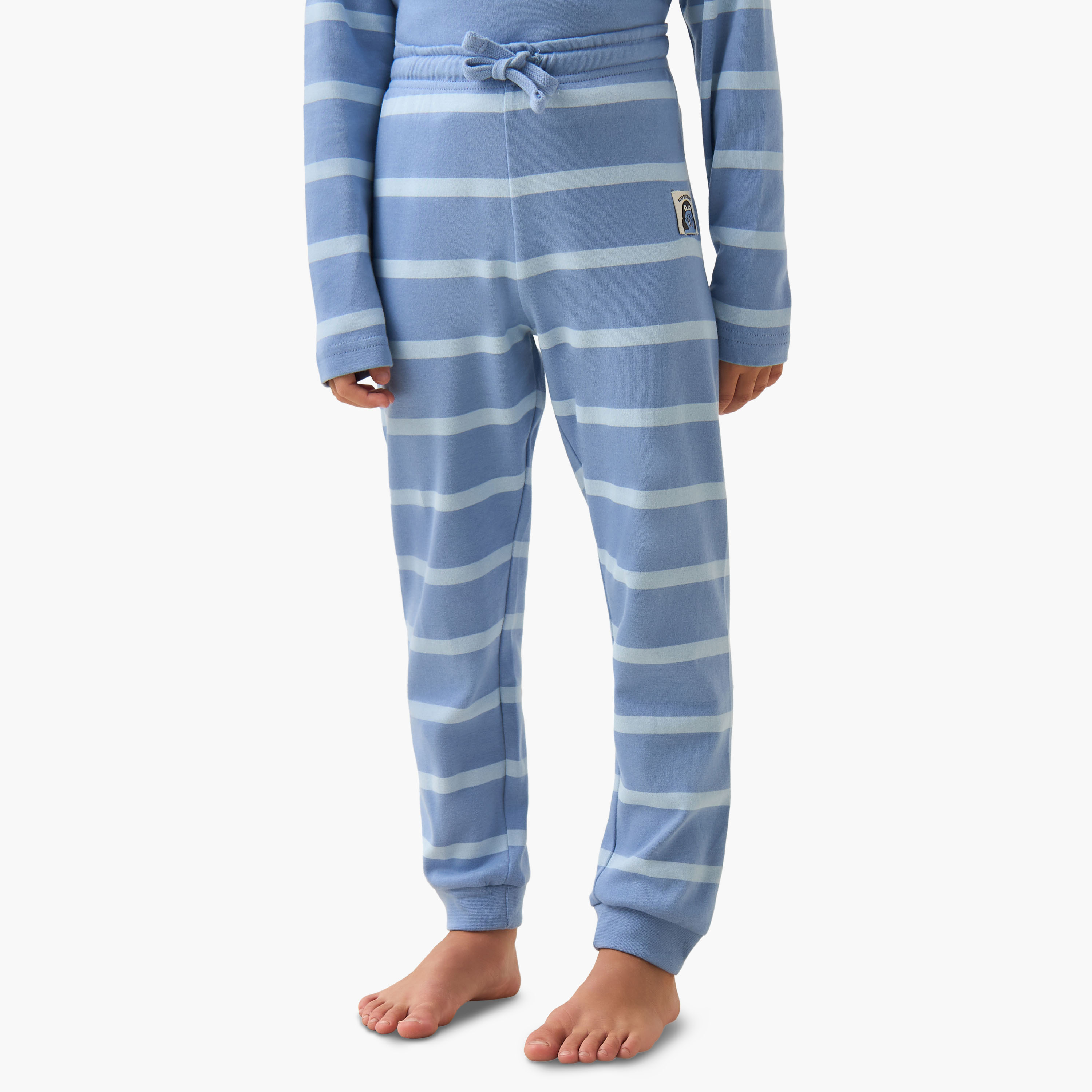 Juniors Cotton Crew Neck Long Sleeves Pyjama Set with London Bus Print-boys-clothing-nightwear-image-3