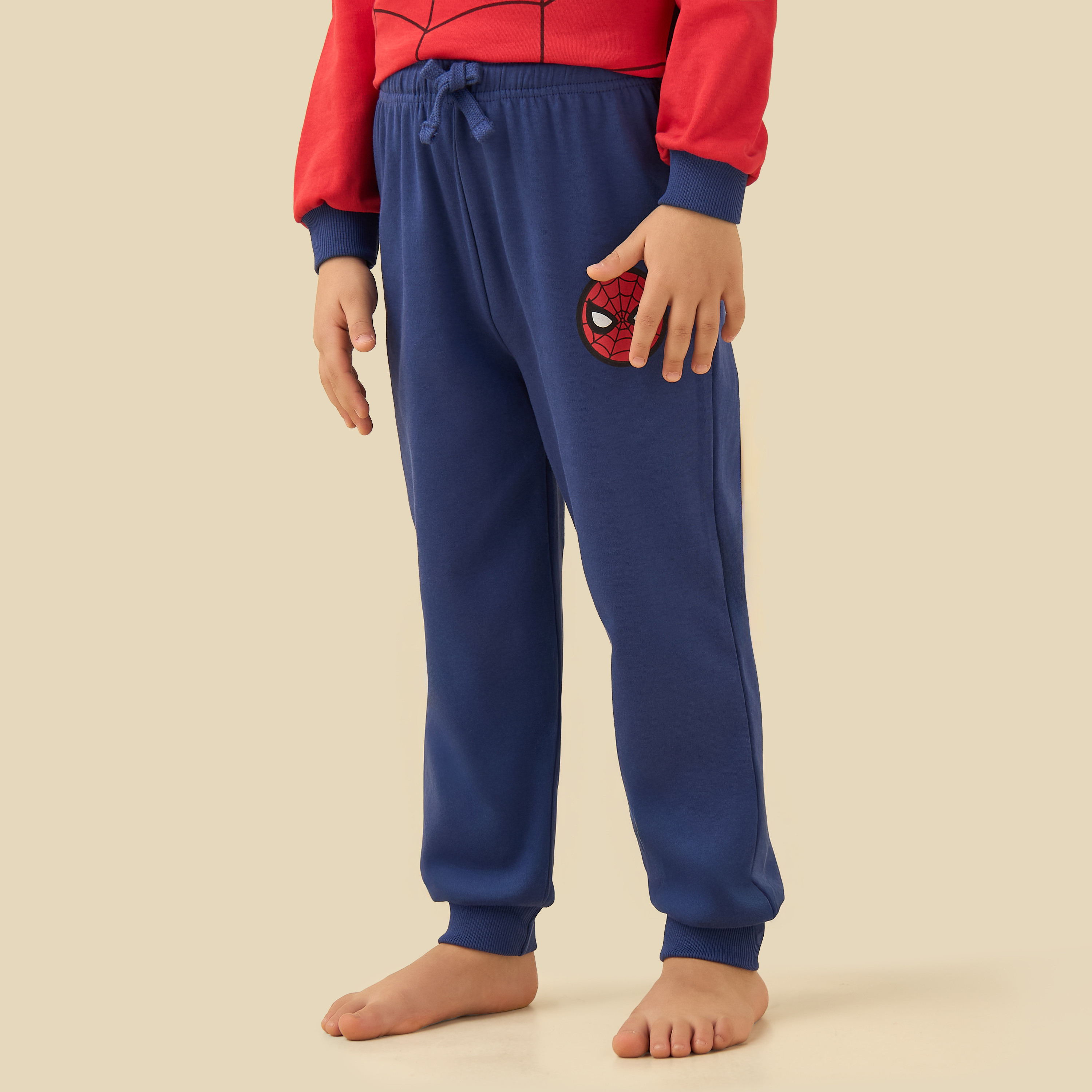 طقم بيجاما قطن بطبعات سبايدرمان وياقة ضيقة وأكمام طويلة-boys-clothing-nightwear-image-3
