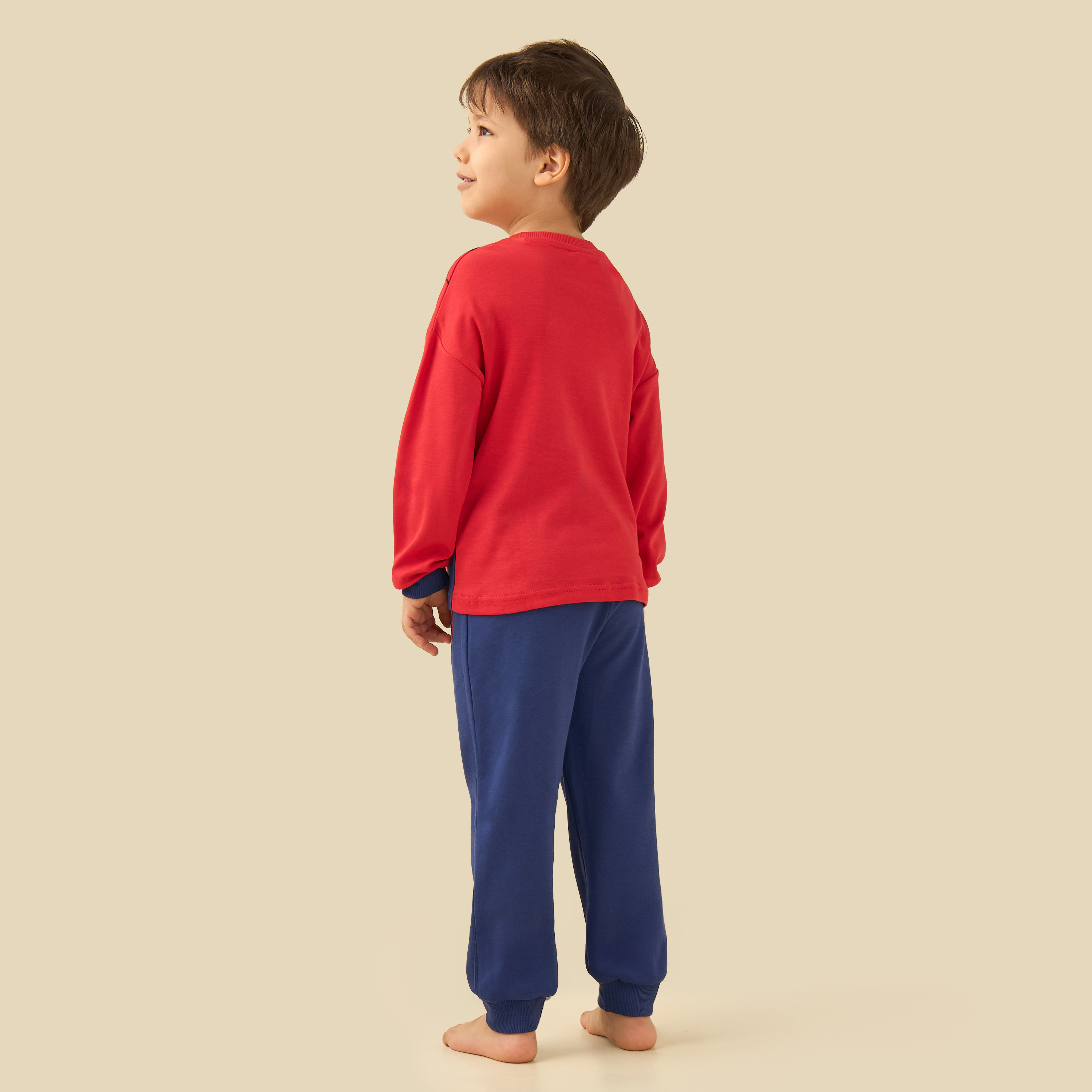 طقم بيجاما قطن بطبعات سبايدرمان وياقة ضيقة وأكمام طويلة-boys-clothing-nightwear-image-4