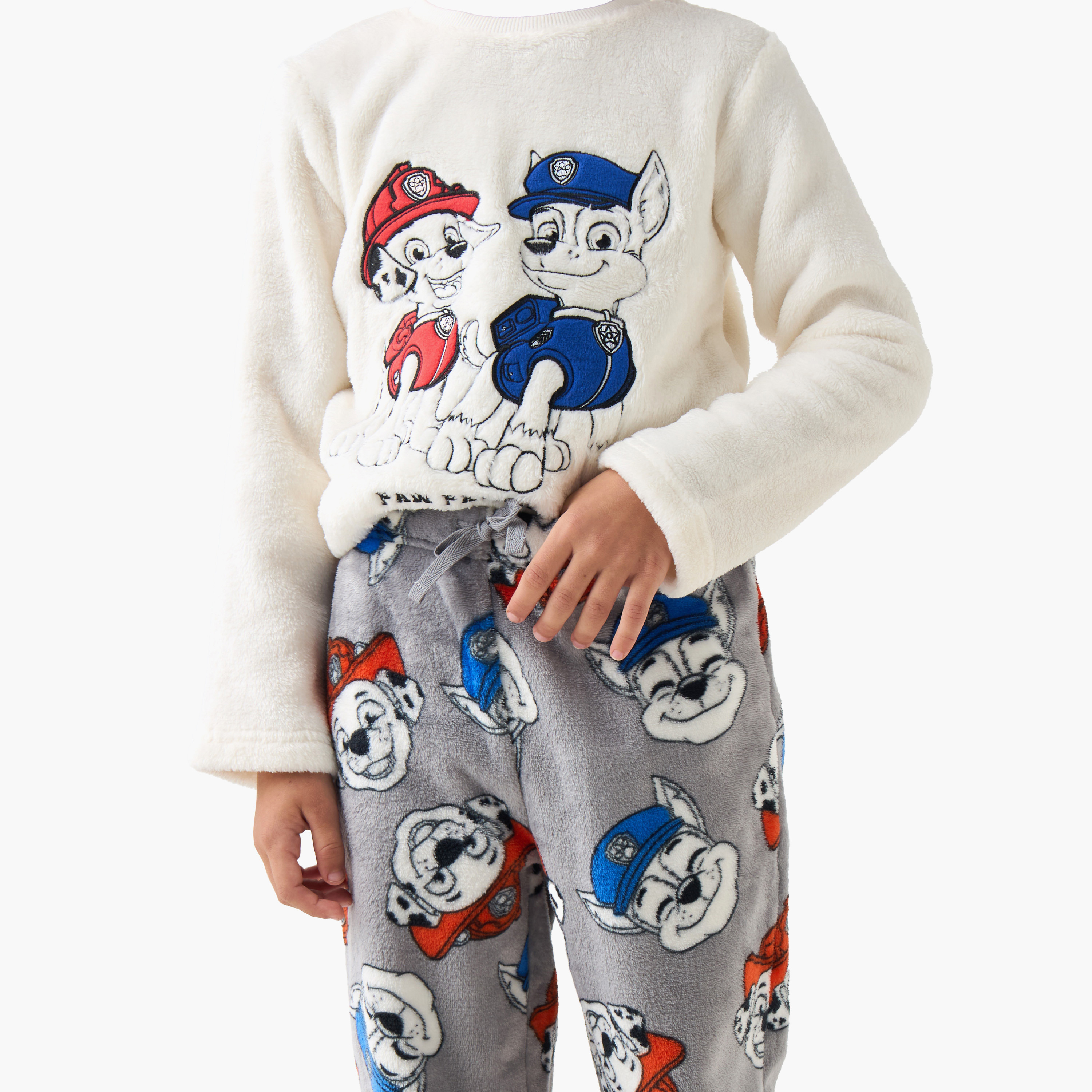 طقم بيجاما بوليستر بياقة ضيقة وأكمام طويلة وبطبعات للأولاد-boys-clothing-nightwear-image-2