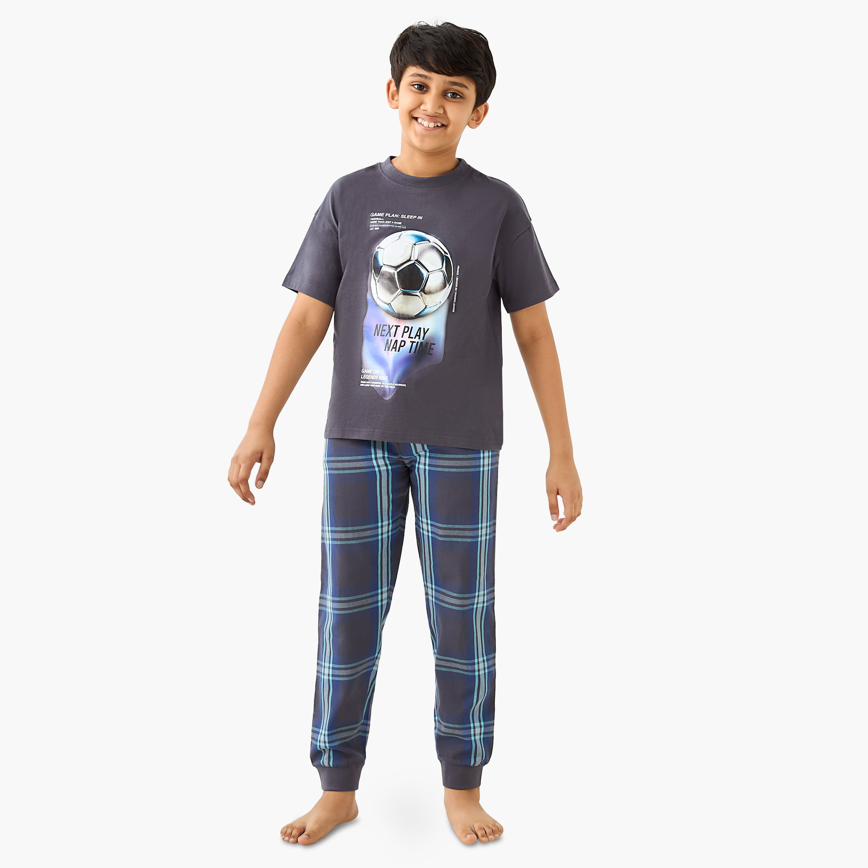 طقم تيشيرت وبيجاما بطبعات من جونيورز-boys-clothing-nightwear-image-1