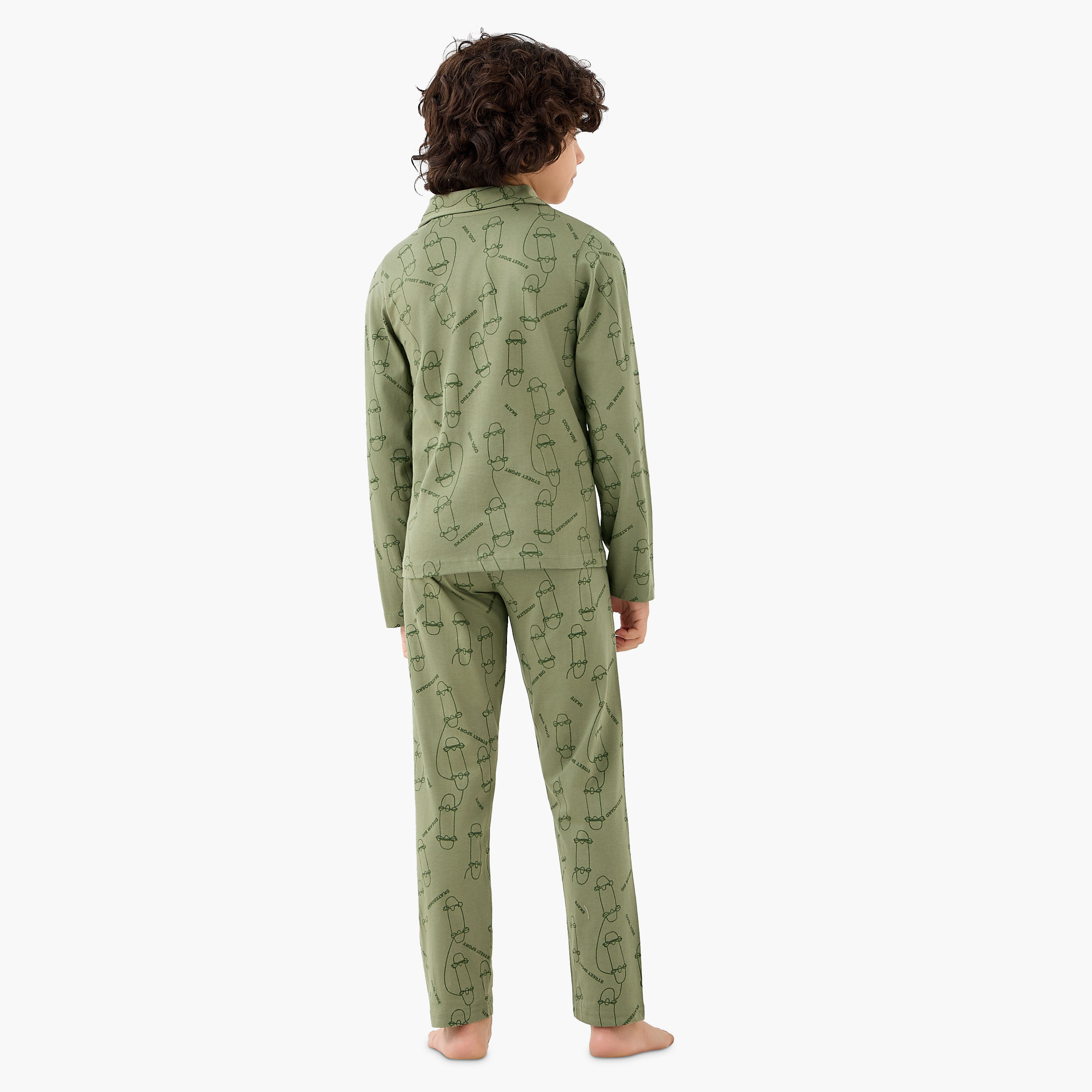 Juniors Cotton Collared Long Sleeve Pyjama Set with Skateboard Print-boys-clothing-nightwear-image-4