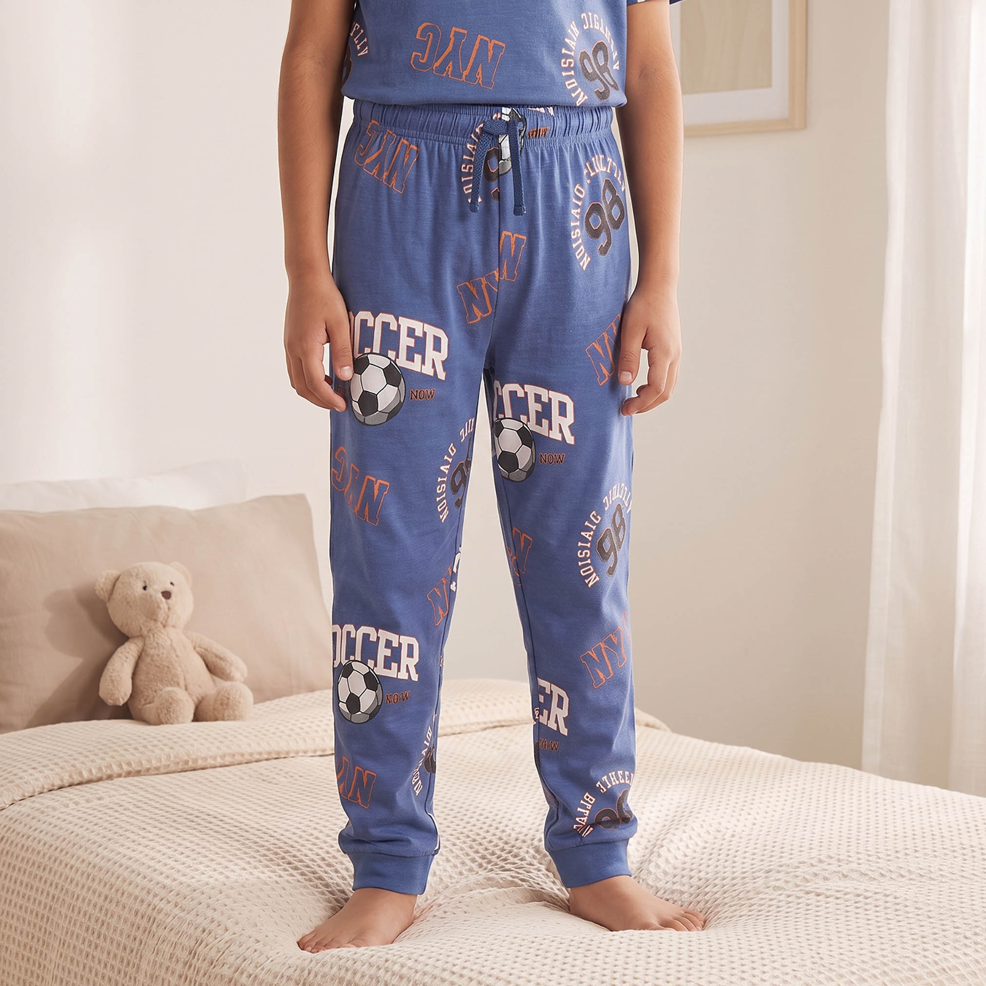 طقم 2 بيجاما قطنية بياقة مستديرة وأكمام قصيرة بطبعة كرة القدم من جونيورز-boys-clothing-nightwear-image-6