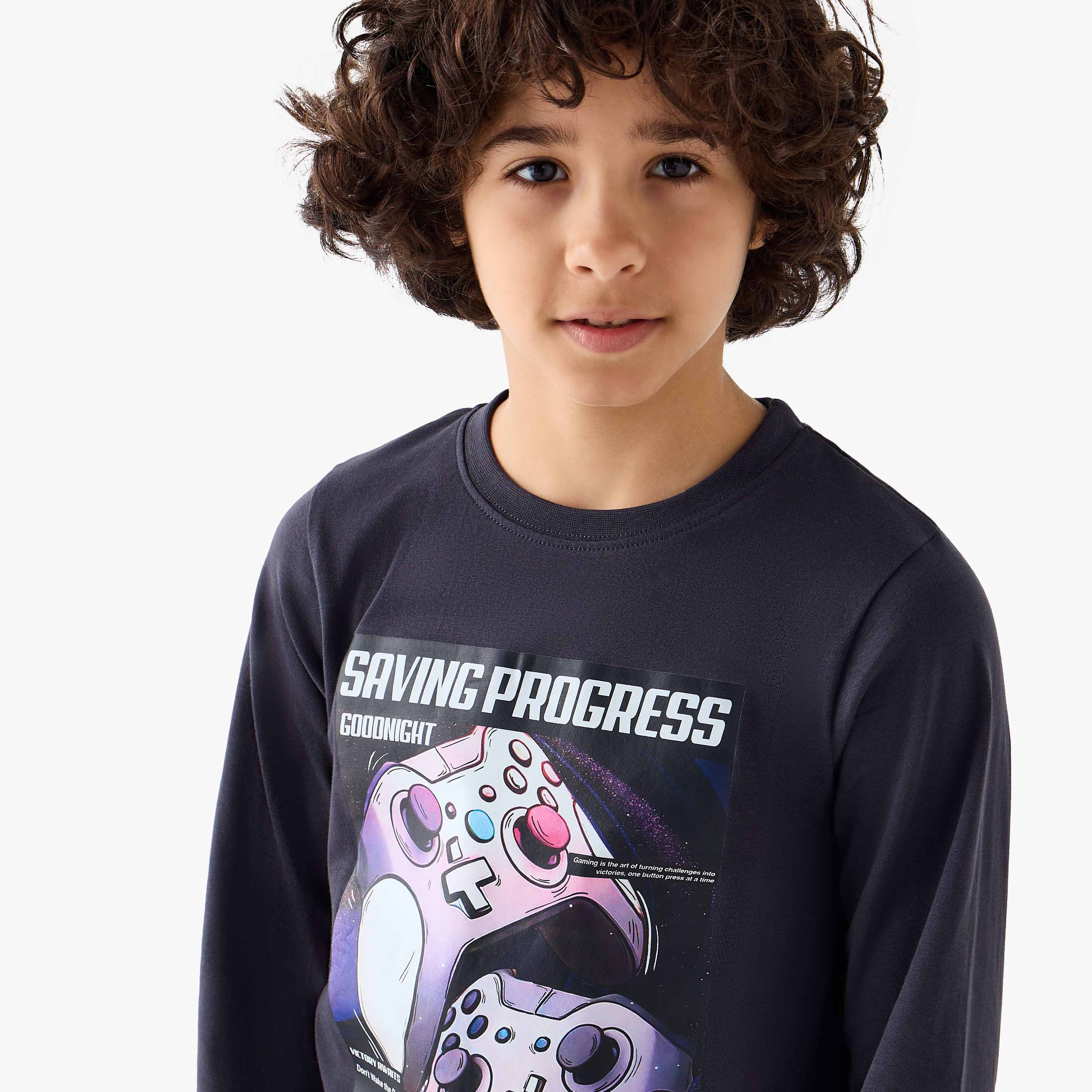 Juniors Cotton Crew Neck Long Sleeves Pyjama Set with Gaming Print-boys-clothing-nightwear-image-5