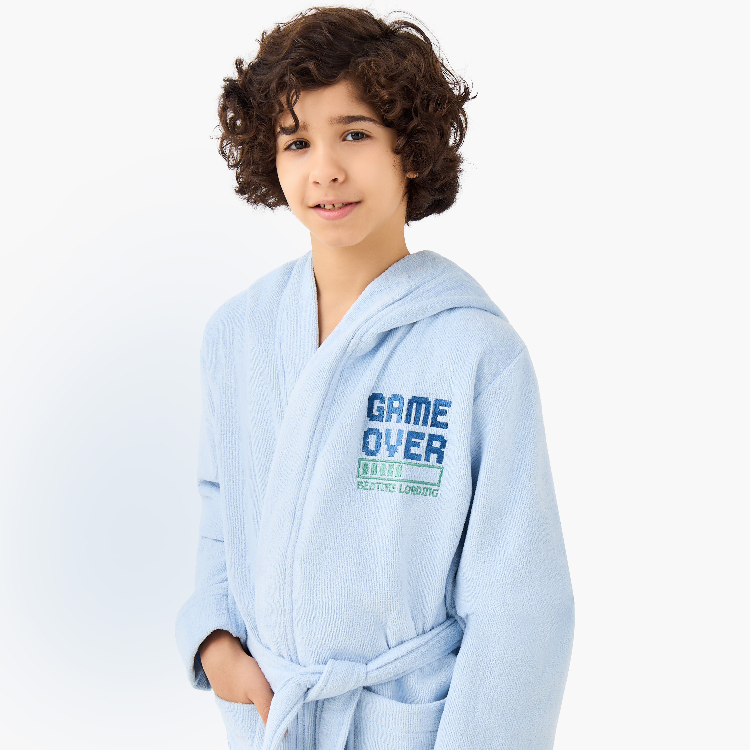 روب حمام تيري بقبعة وتطريز لليافعين - 8-16 سنة-boys-clothing-nightwear-image-4