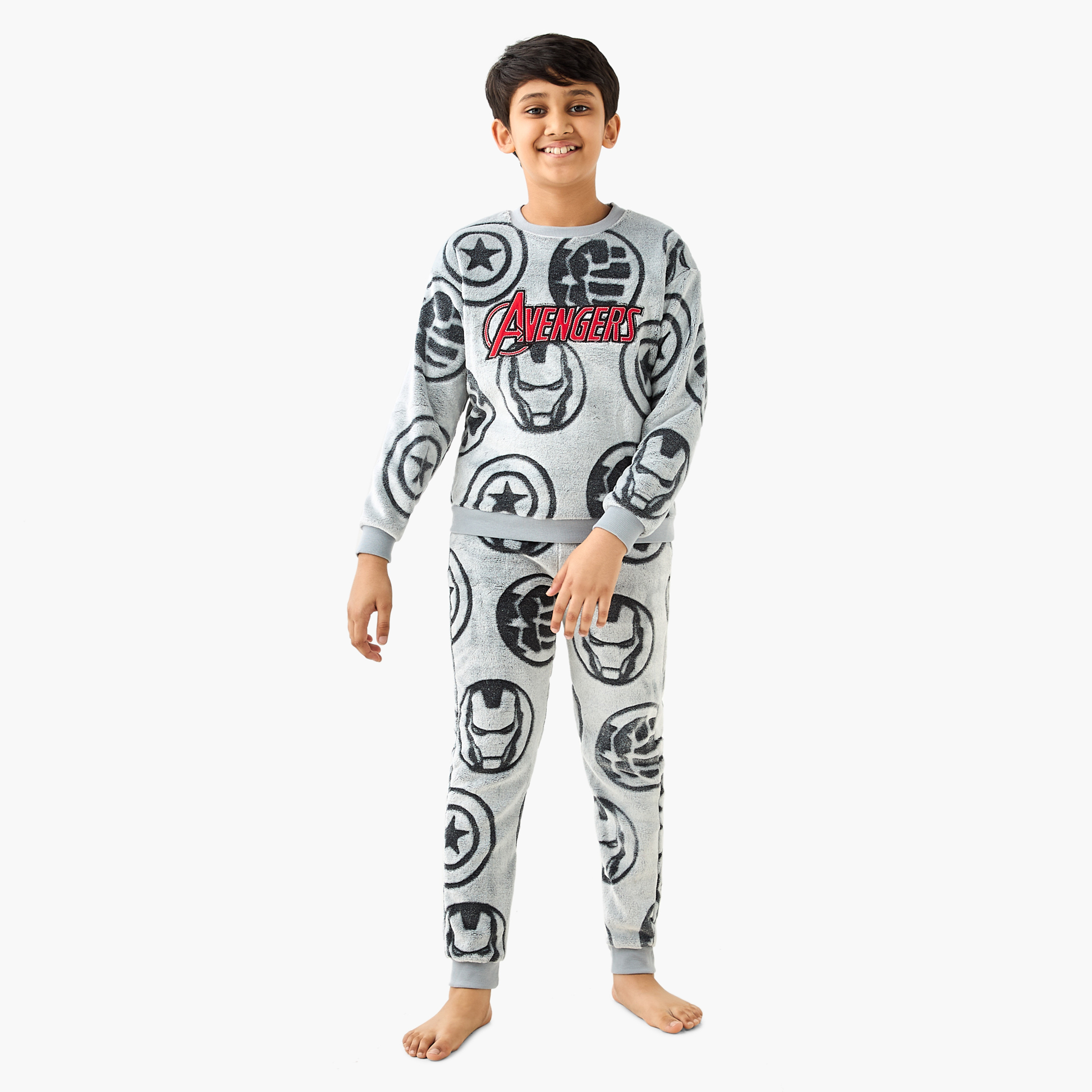 طقم بنطلون بيجاما وسويت شيرت بطبعات-boys-clothing-nightwear-image-1