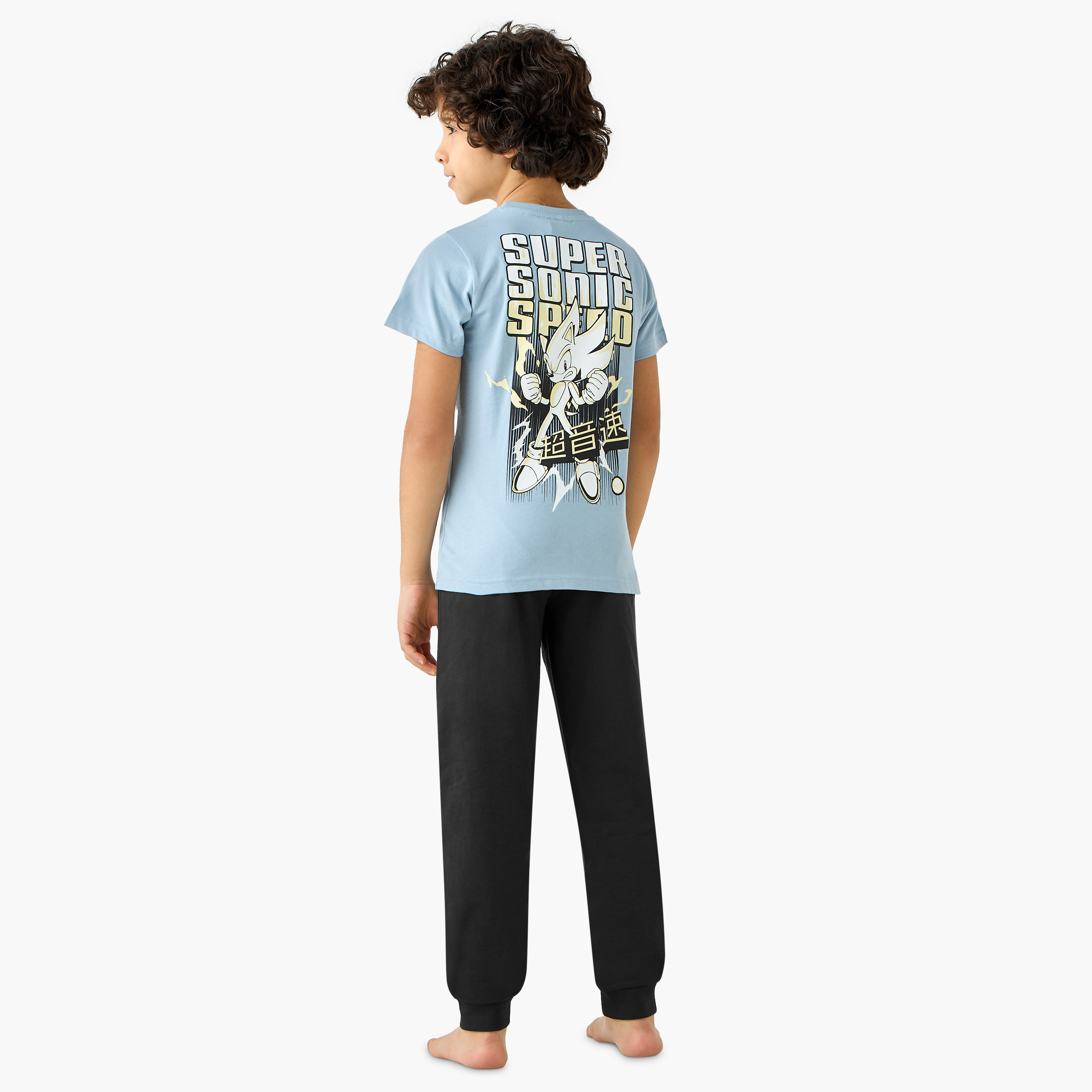 طقم بنطلون بيجاما وتيشيرت بطبعات سونيك-boys-clothing-nightwear-image-4