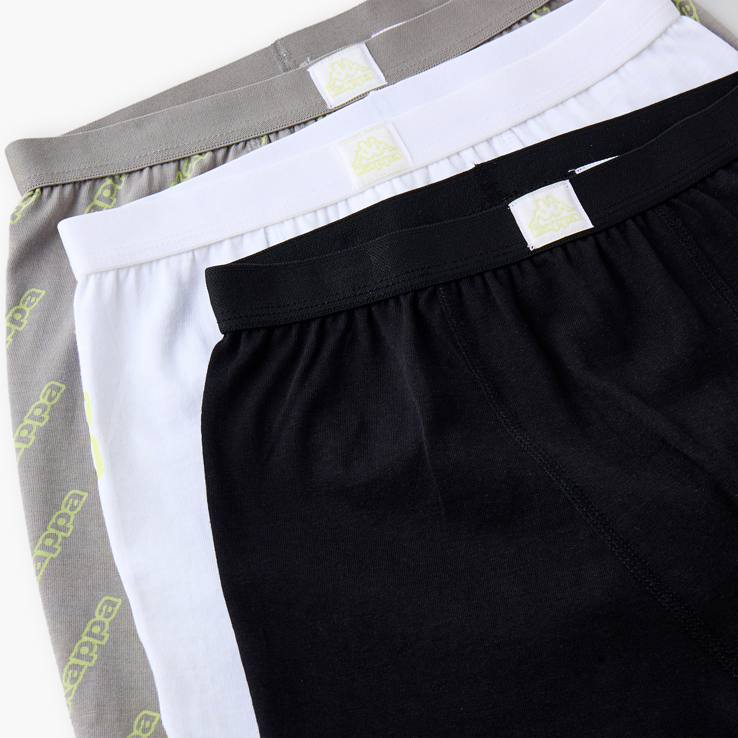 بوكسرات قطن بطبعات شعار من كابا - عبوة 3 قطع-boys-clothing-innerwear-boxersandbriefs-image-5