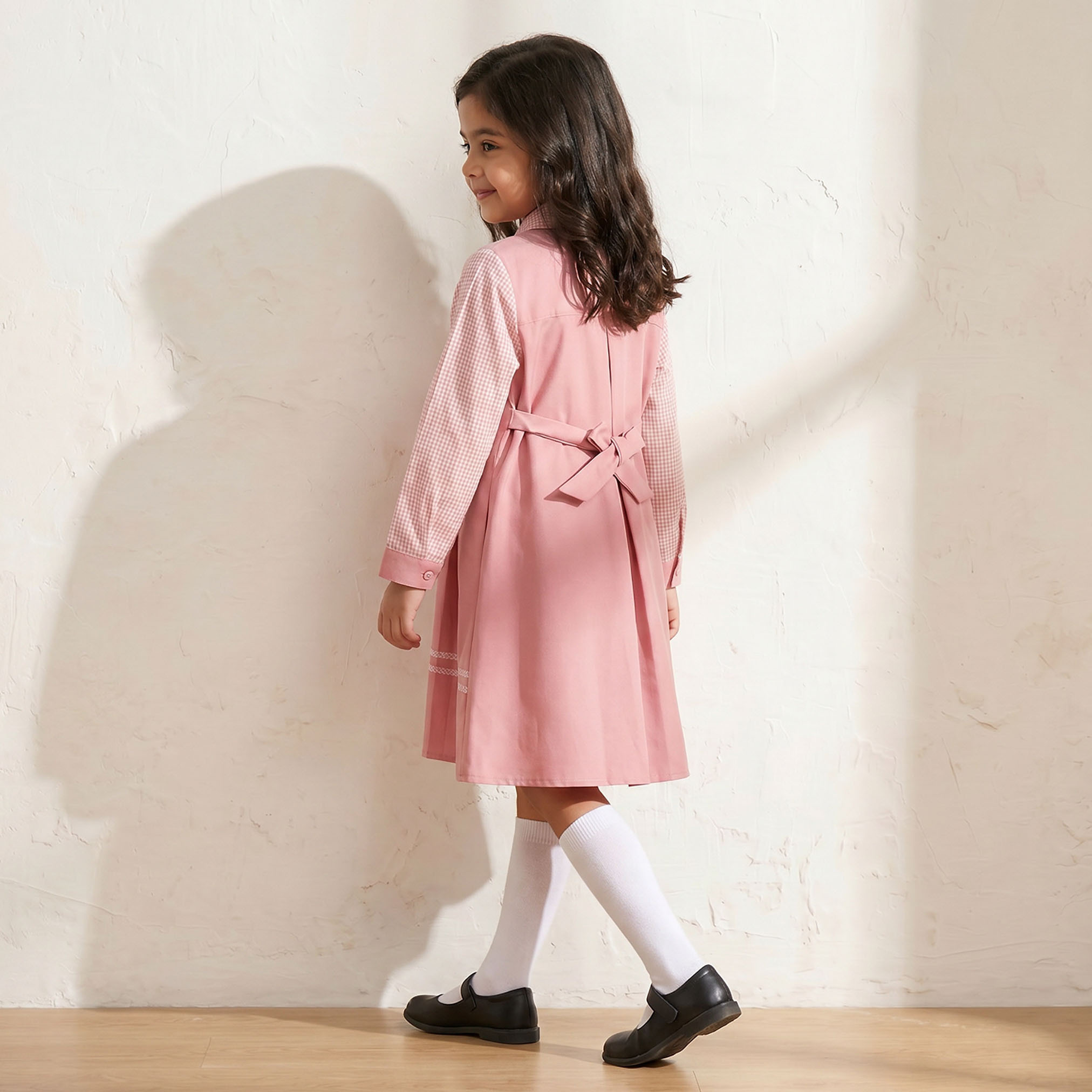فستان مدرسي وردي بأكمام طويلة للبنات من جونيورز-girls-clothing-schoolwear-dresses-image-3