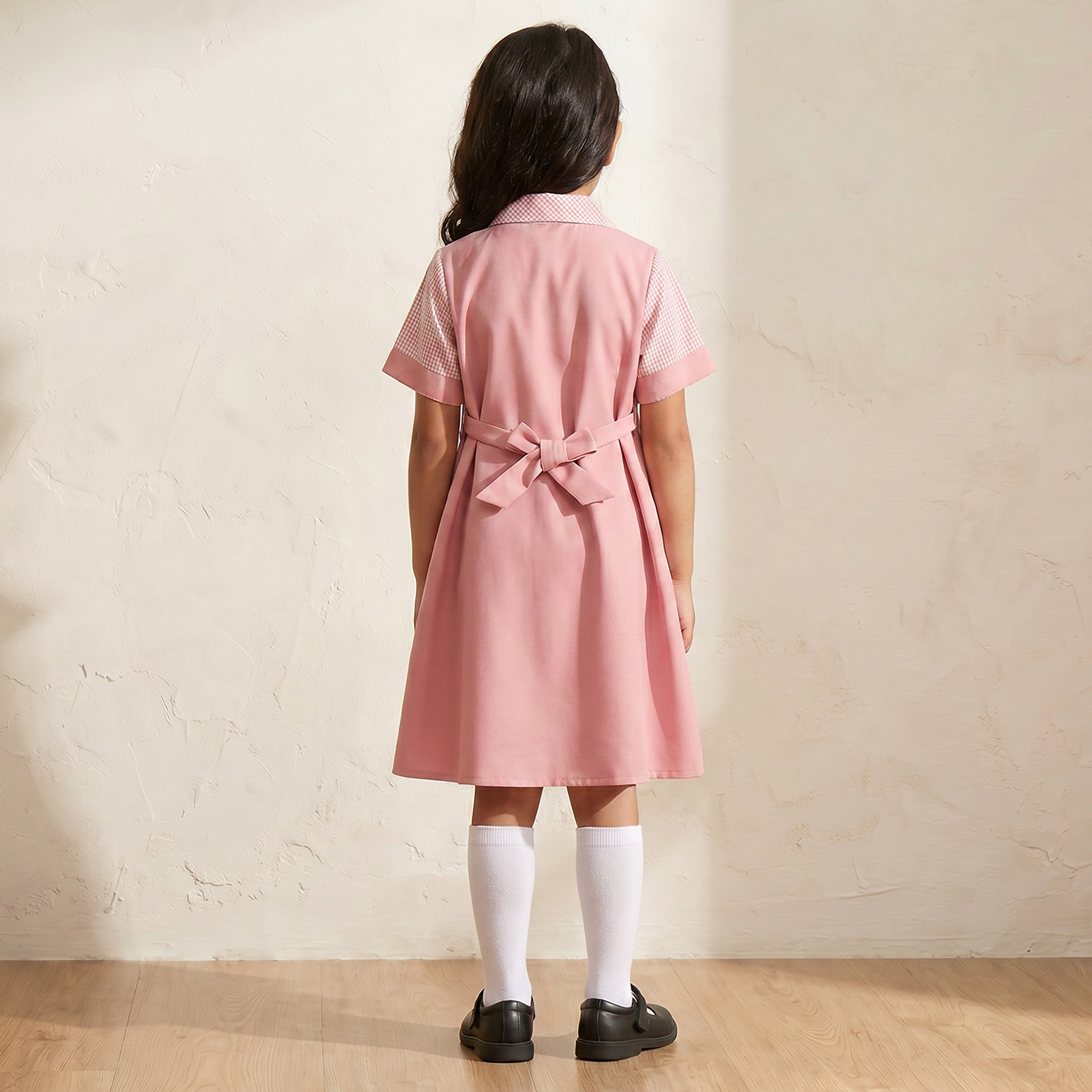 فستان مدرسي وردي بأكمام قصيرة للبنات من جونيورز-girls-clothing-schoolwear-dresses-image-2