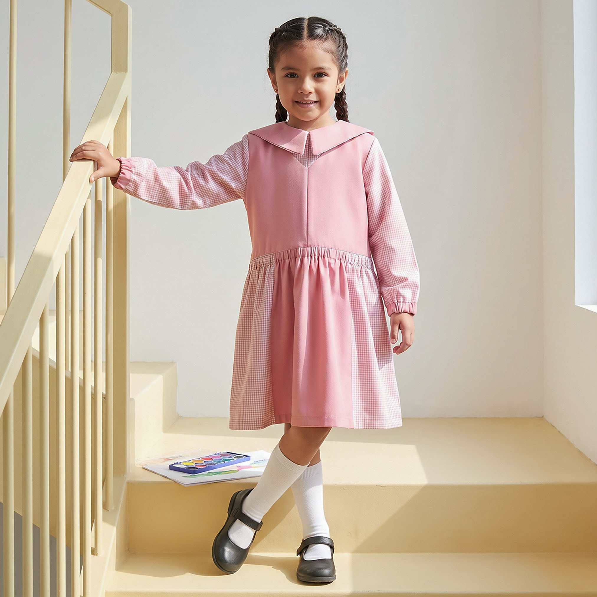 فستان مدرسي وردي إيه لاين برقبة بحار للبنات من جونيورز-girls-clothing-schoolwear-dresses-image-1