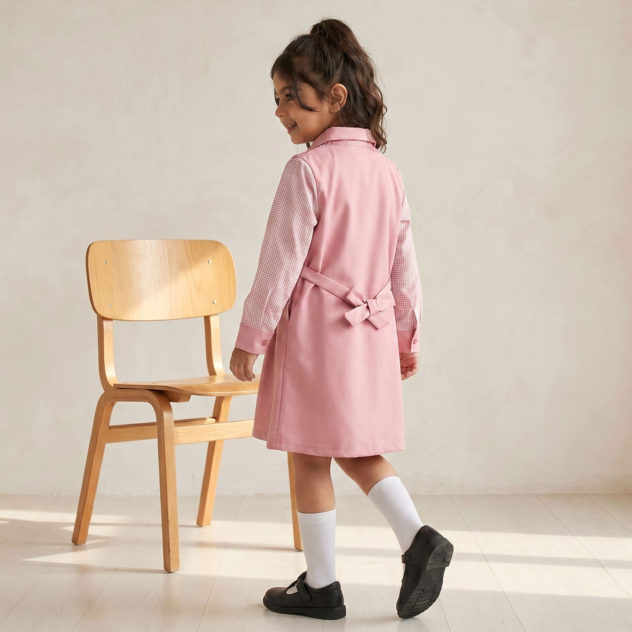 فستان وردي إيه لاين بياقة عادية للبنات من جونيورز-girls-clothing-schoolwear-dresses-image-2