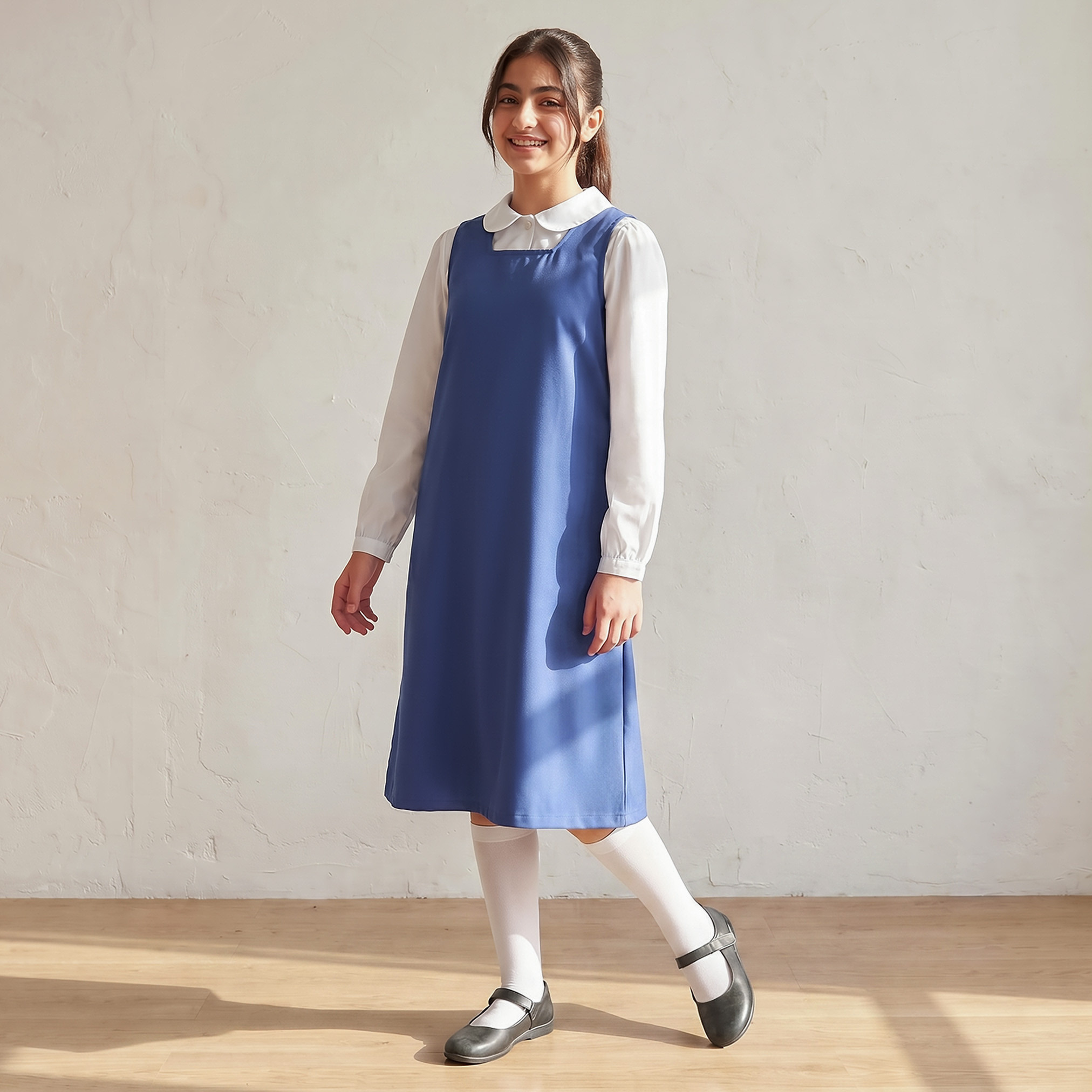 فستان مريلة مدرسي أزرق بياقة مربعة للبنات من جونيورز-girls-clothing-schoolwear-dresses-image-4