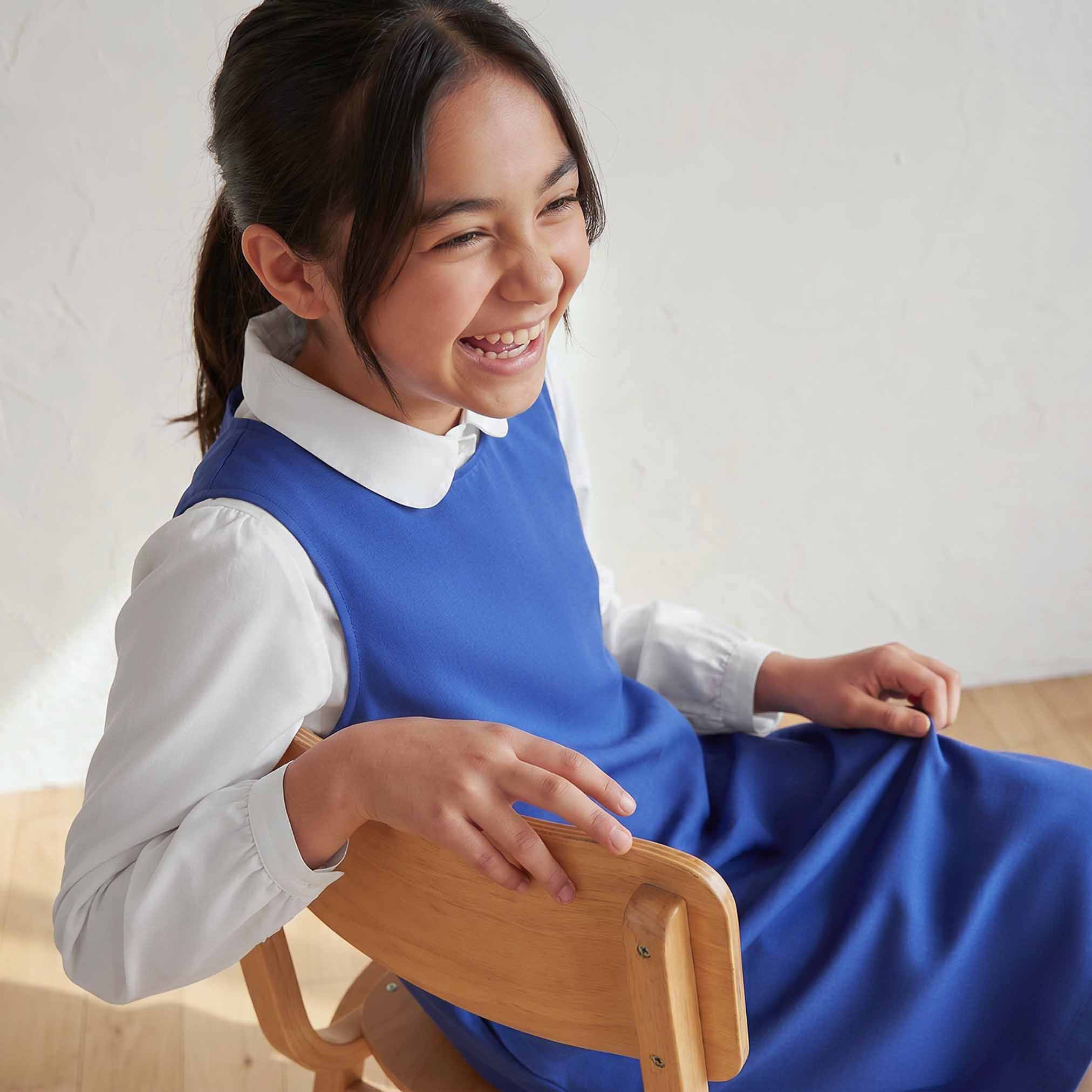فستان مريلة أزرق بؤقبة مستديرة للبنات من جونيورز-girls-clothing-schoolwear-dresses-image-5
