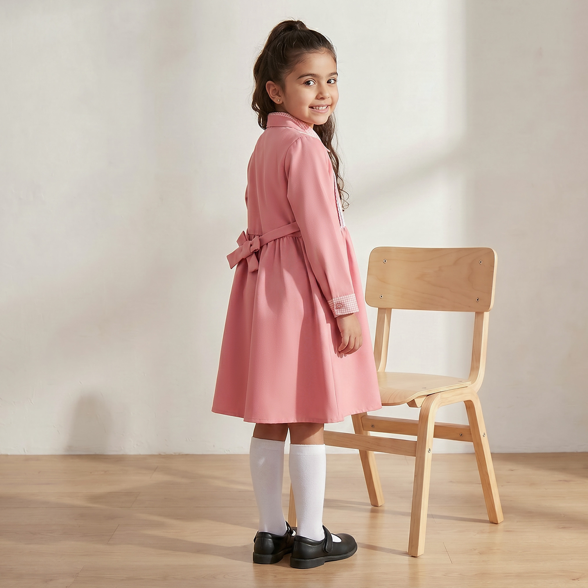 فستان مدرسي وردي بأكمام طويلة من جونيورز - بنات-girls-clothing-schoolwear-dresses-image-2