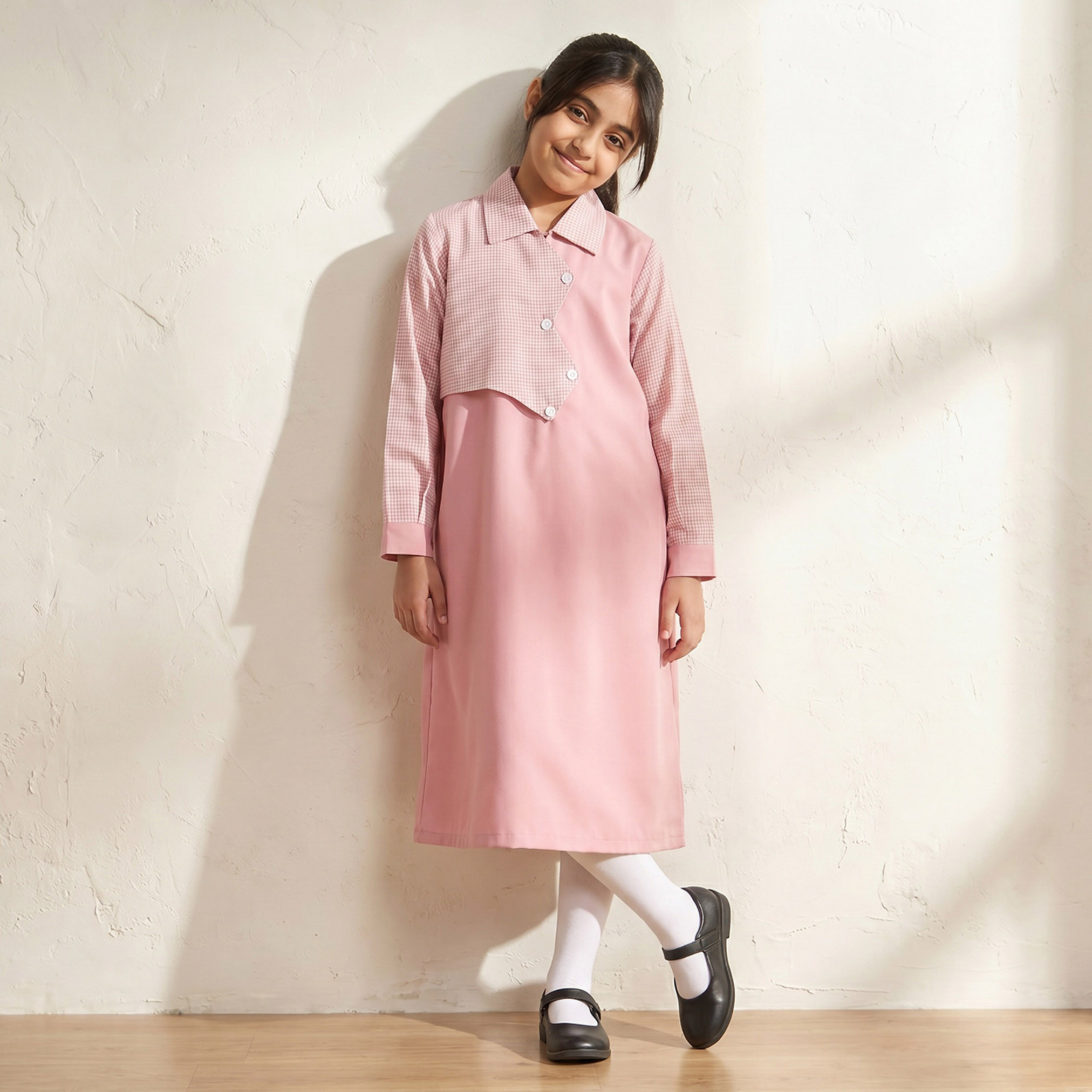 فستان مدرسة وردي بأكمام طويلة للبنات من جونيورز-girls-clothing-schoolwear-dresses-image-6