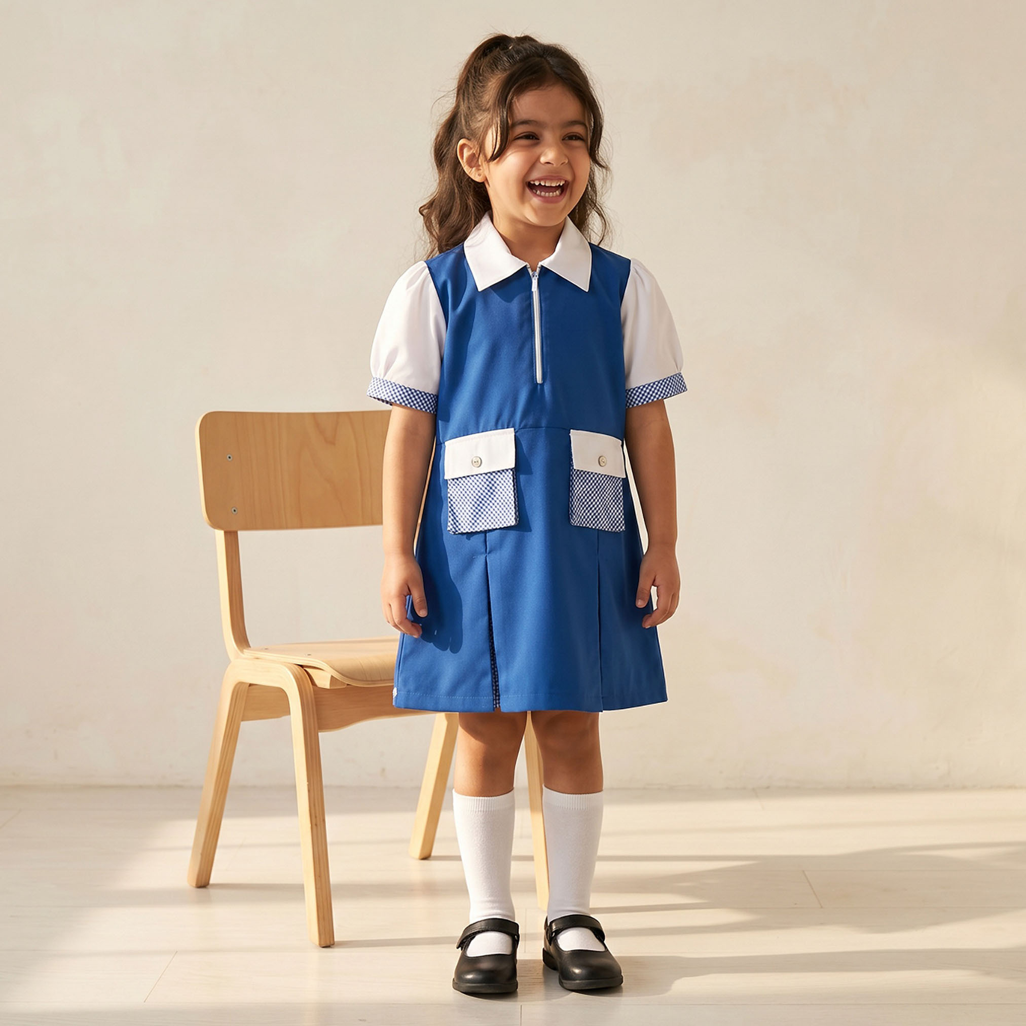 فستان مدرسي أزرق بأكمام قصيرة من جونيورز - للبنات-girls-clothing-schoolwear-dresses-image-1