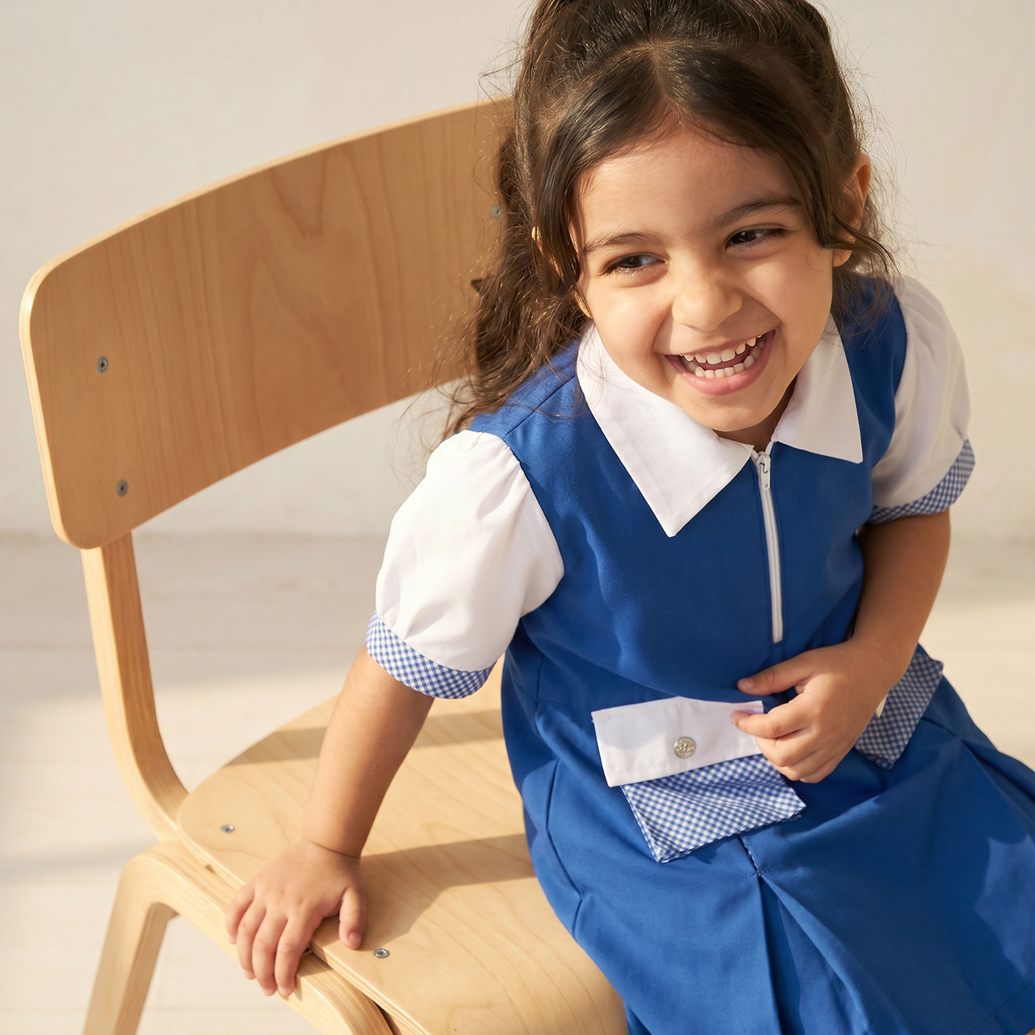 فستان مدرسي أزرق بأكمام قصيرة من جونيورز - للبنات-girls-clothing-schoolwear-dresses-image-5