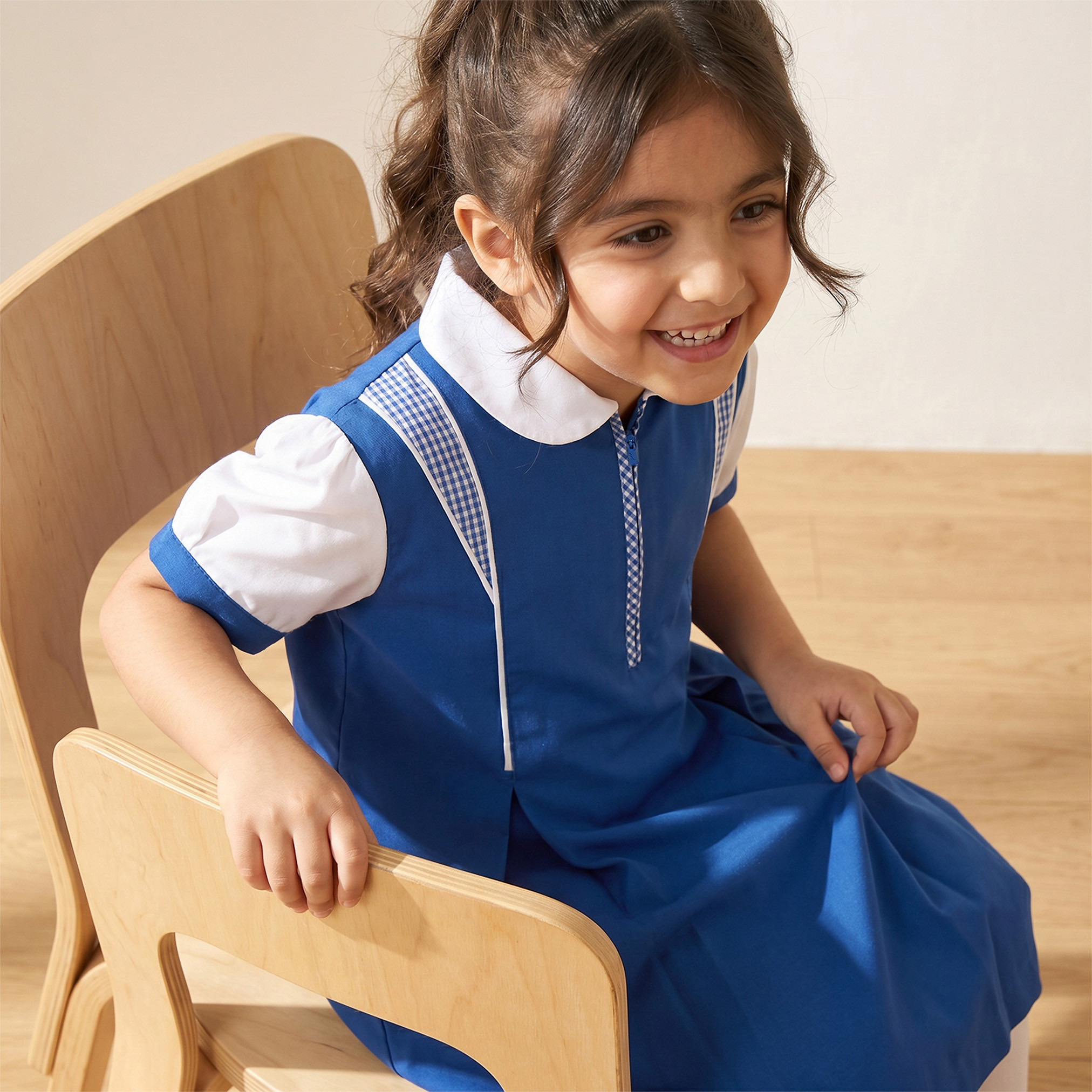 فستان مدرسي أزرق بأكمام قصيرة من جونيورز - للبنات-girls-clothing-schoolwear-dresses-image-5