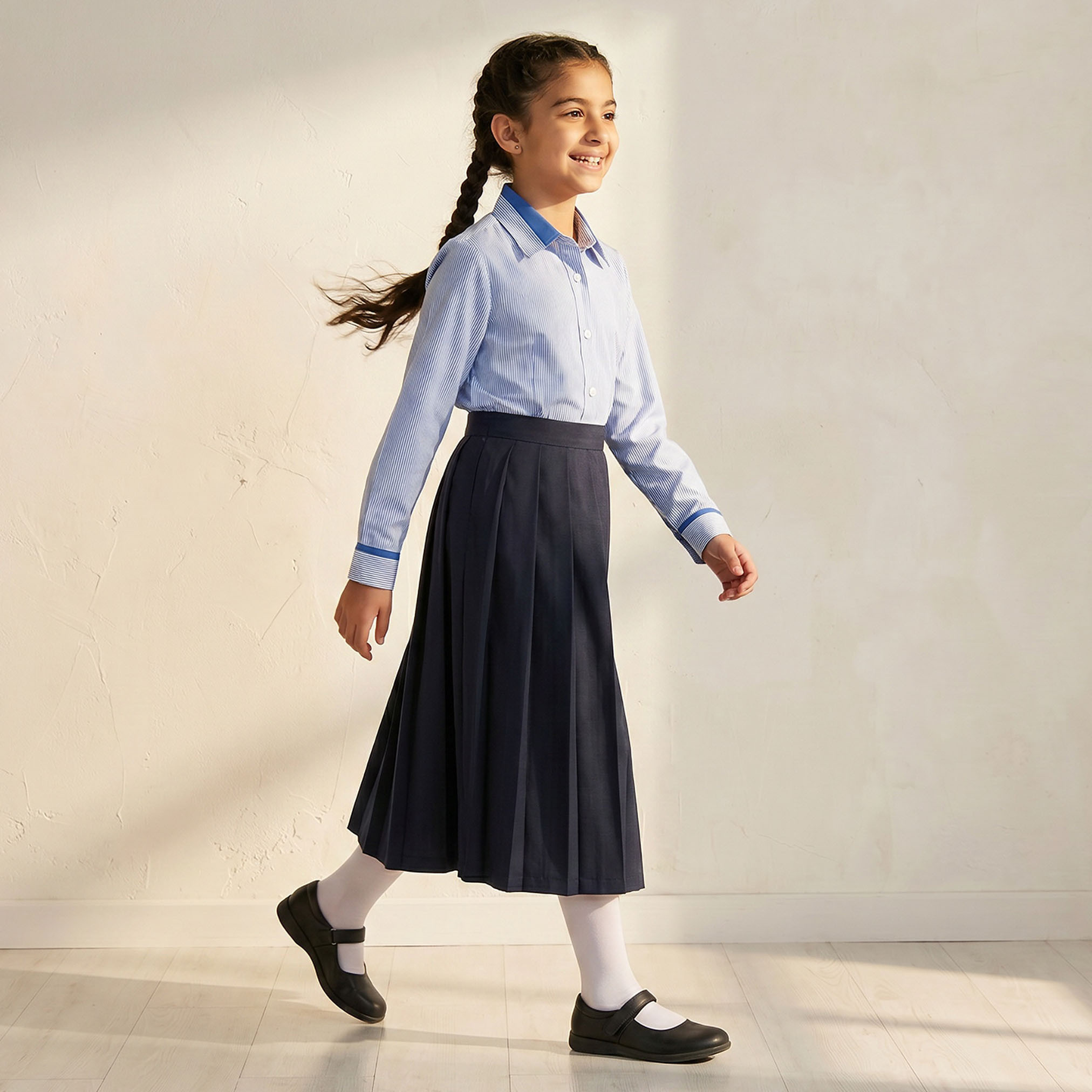 قميص مدرسي أزرق بياقة واسعة للفتيات من جونيورز-girls-clothing-blousesandshirts-image-2