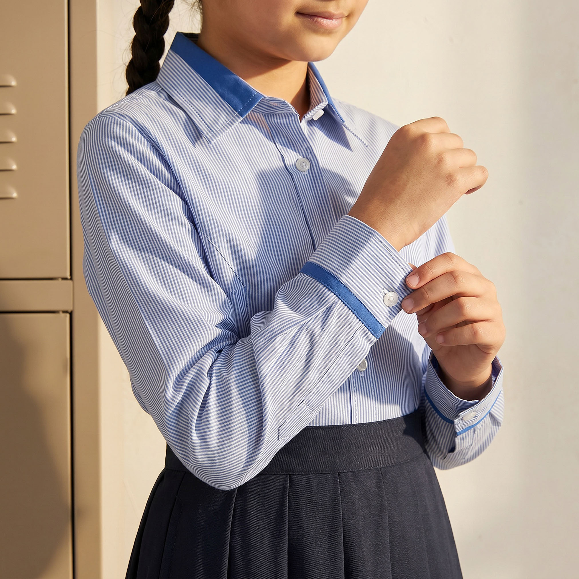 قميص مدرسي أزرق بياقة واسعة للفتيات من جونيورز-girls-clothing-blousesandshirts-image-5