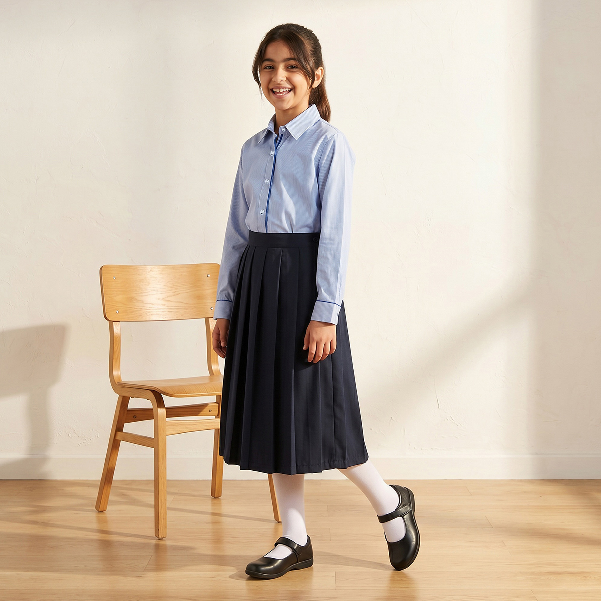 قميص مدرسي أزرق بياقة واسعة للفتيات من جونيورز-girls-clothing-blousesandshirts-image-1