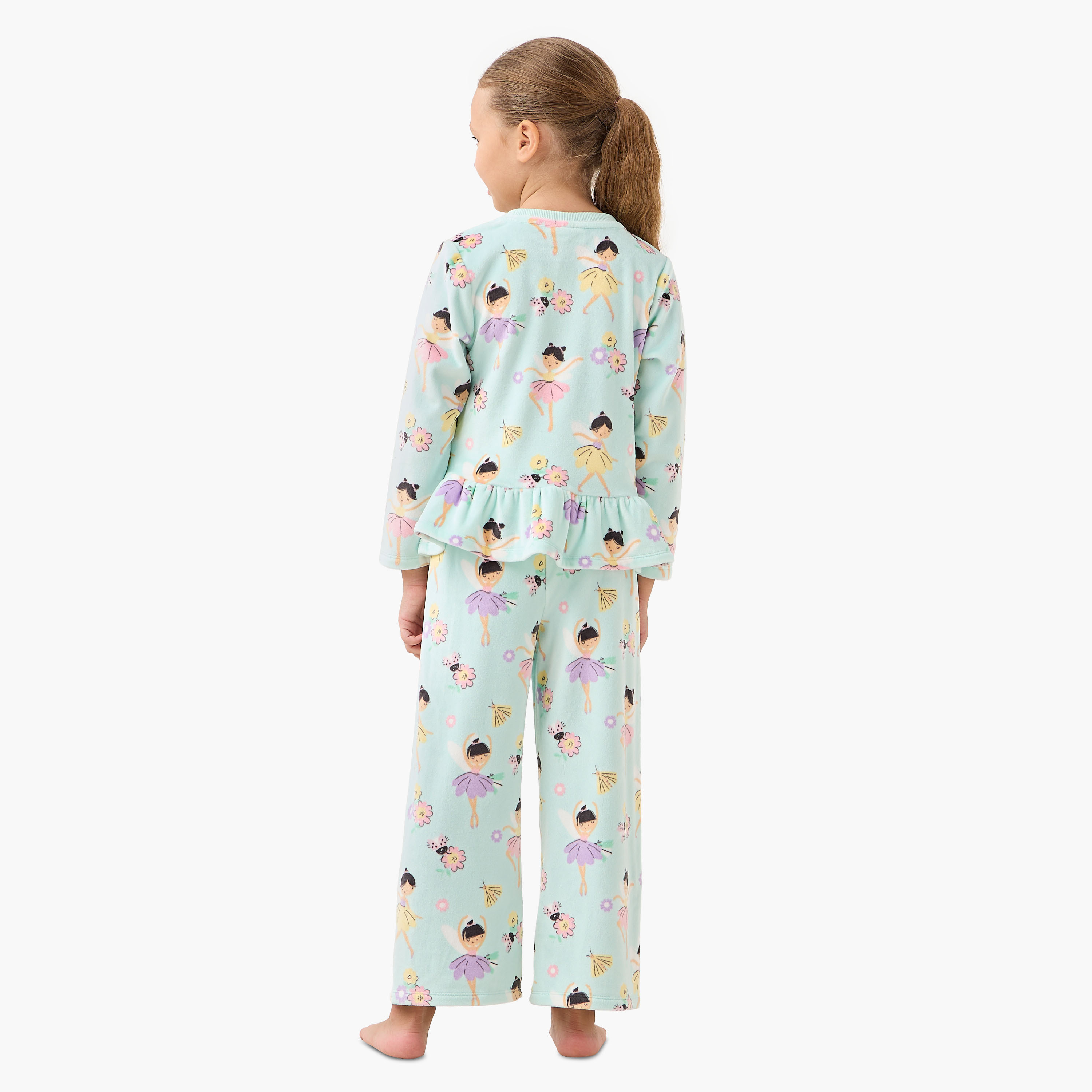 طقم بلوزة بيبلوم وبنطلون بيجاما بطبعات من جونيورز-baby-girls-clothing-winterwear-pyjamasets-image-4