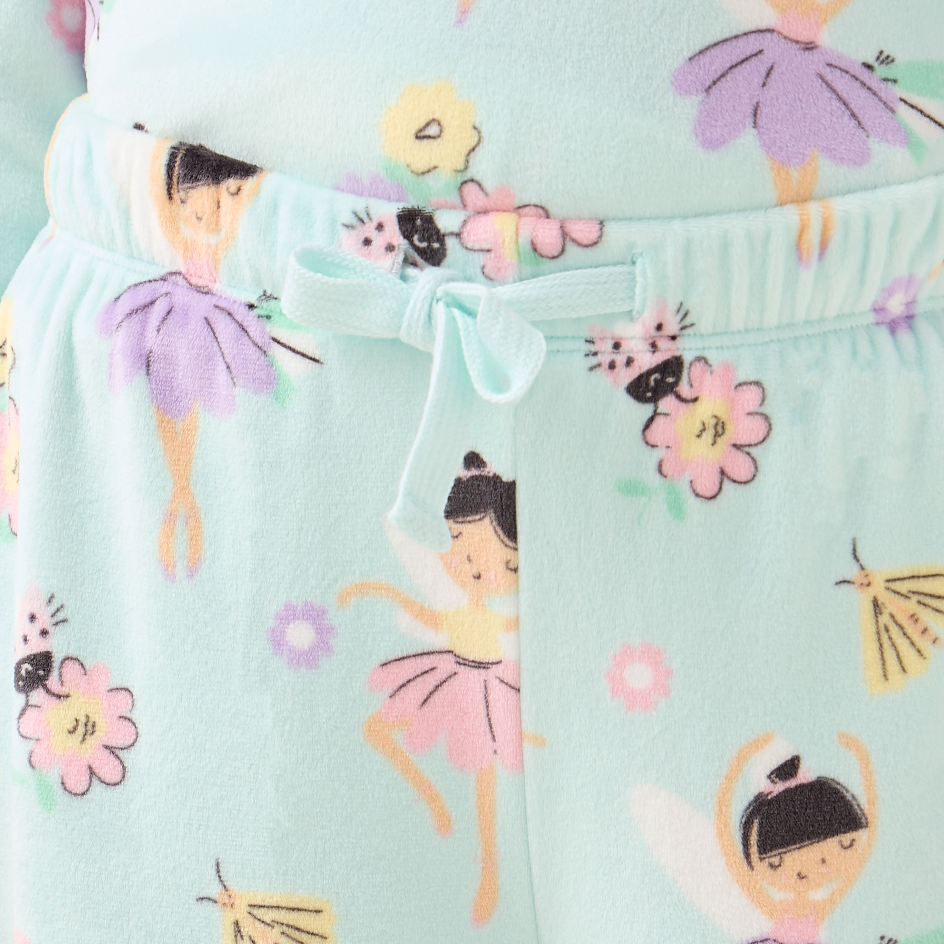 طقم بلوزة بيبلوم وبنطلون بيجاما بطبعات من جونيورز-baby-girls-clothing-winterwear-pyjamasets-image-6
