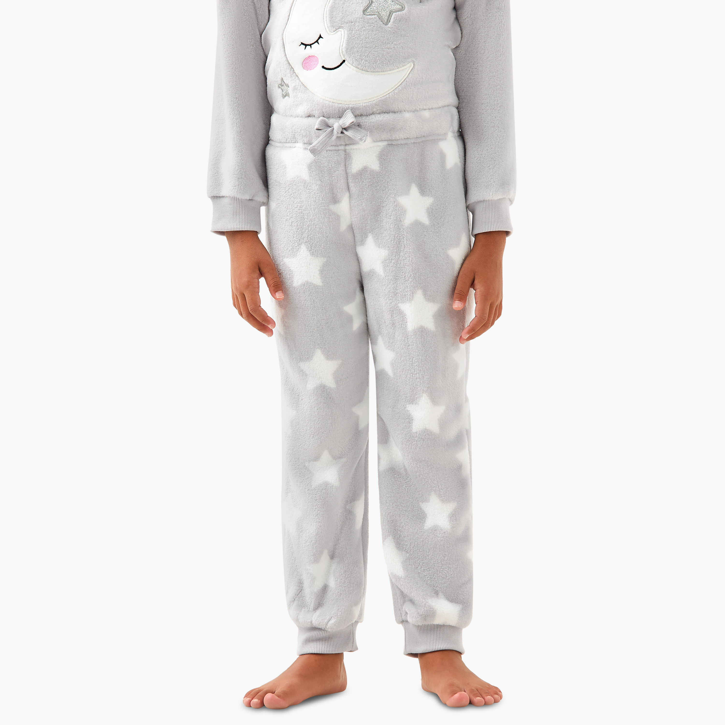 طقم بنطلون بيجاما وتيشيرت بزخارف قمر ونجمة من جونيورز-baby-girls-clothing-winterwear-pyjamasets-image-3