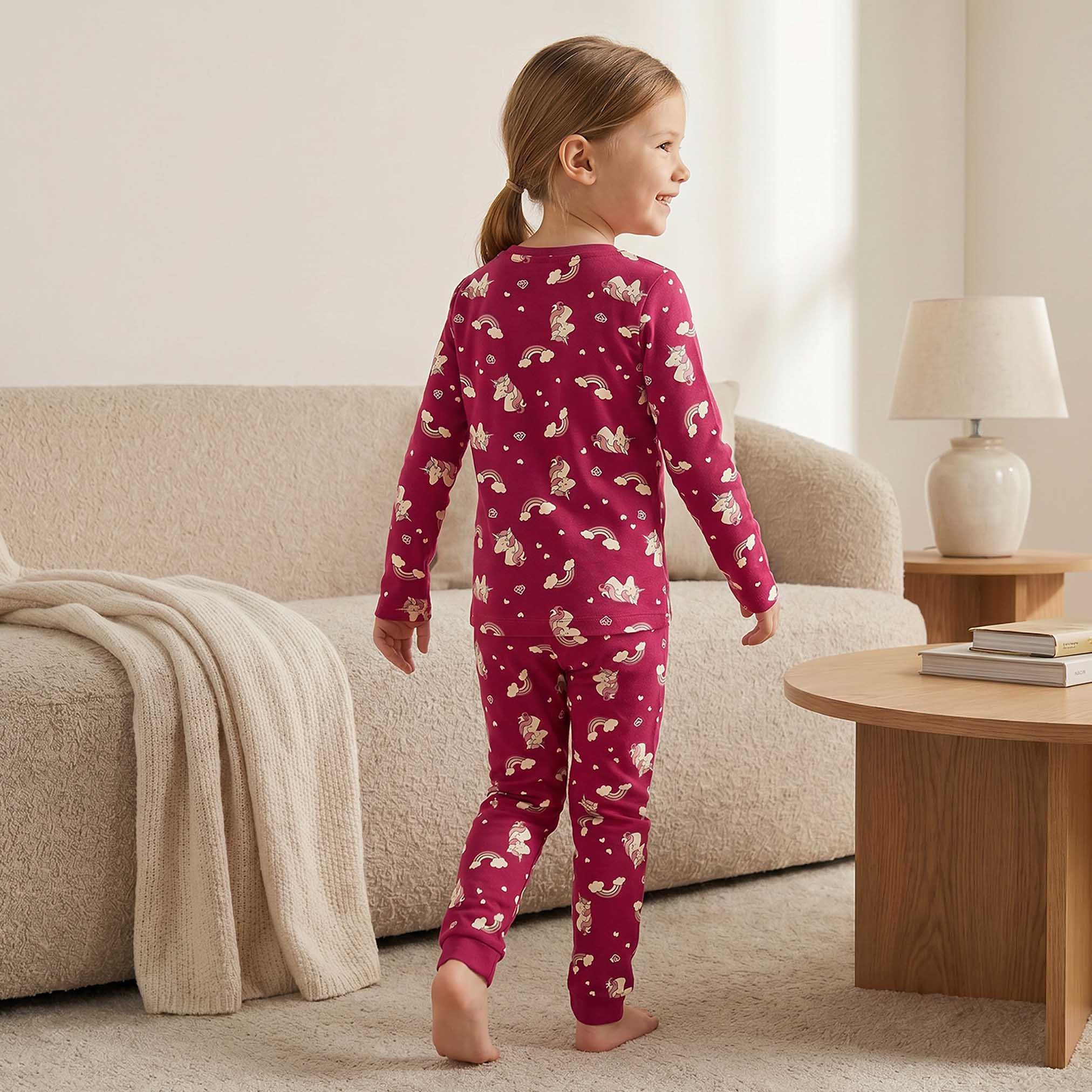 طقم بيجاما قطن بياقة ضيقة وأكمام طويلة وطبعات من جونيورز-baby-girls-clothing-winterwear-pyjamasets-image-4