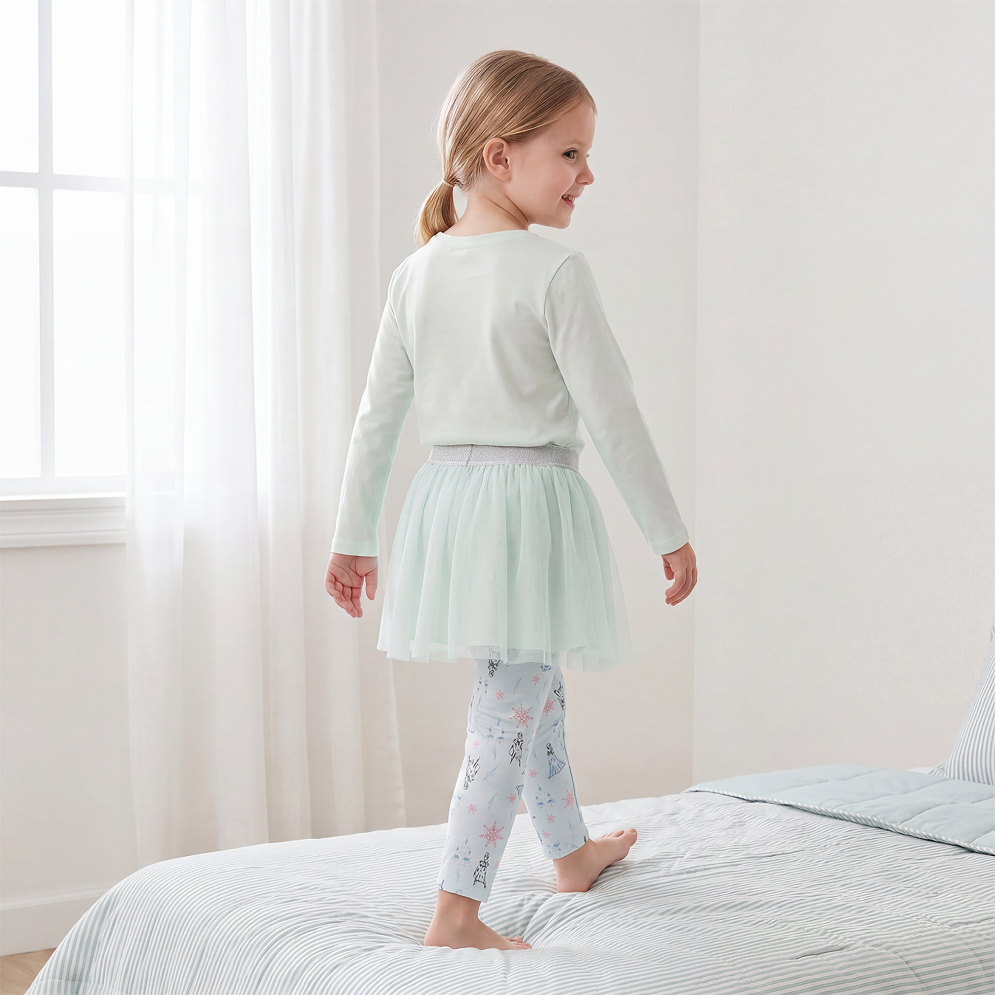 Set of 3 Disney Cotton Crew Neck Long Sleeves Pyjama Set with Frozen Print-girls-clothing-nightwear-image-4