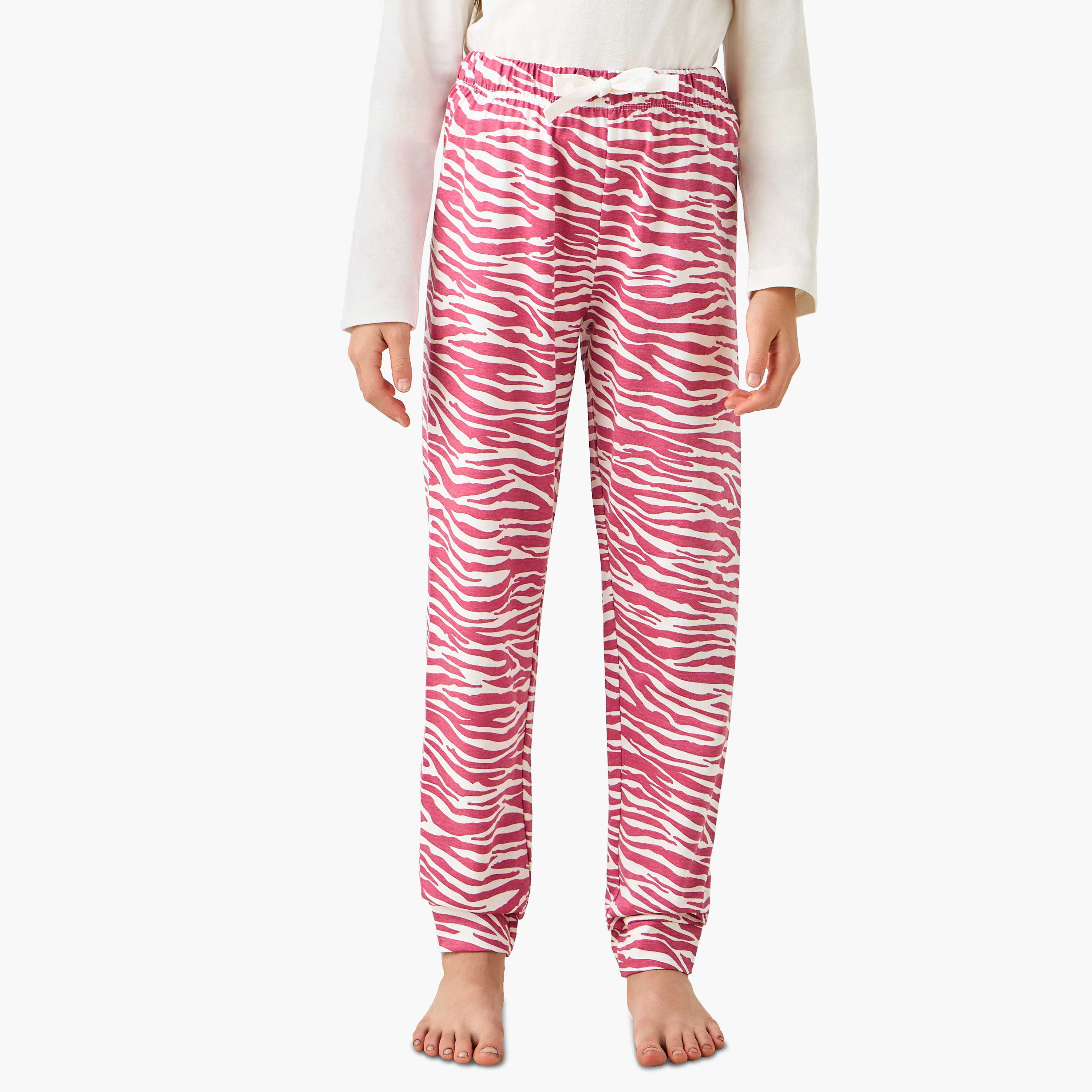 طقم بيجاما قطن بأكمام طويلة وياقة مستديرة وطبعات من جونيورز-girls-clothing-nightwear-image-5